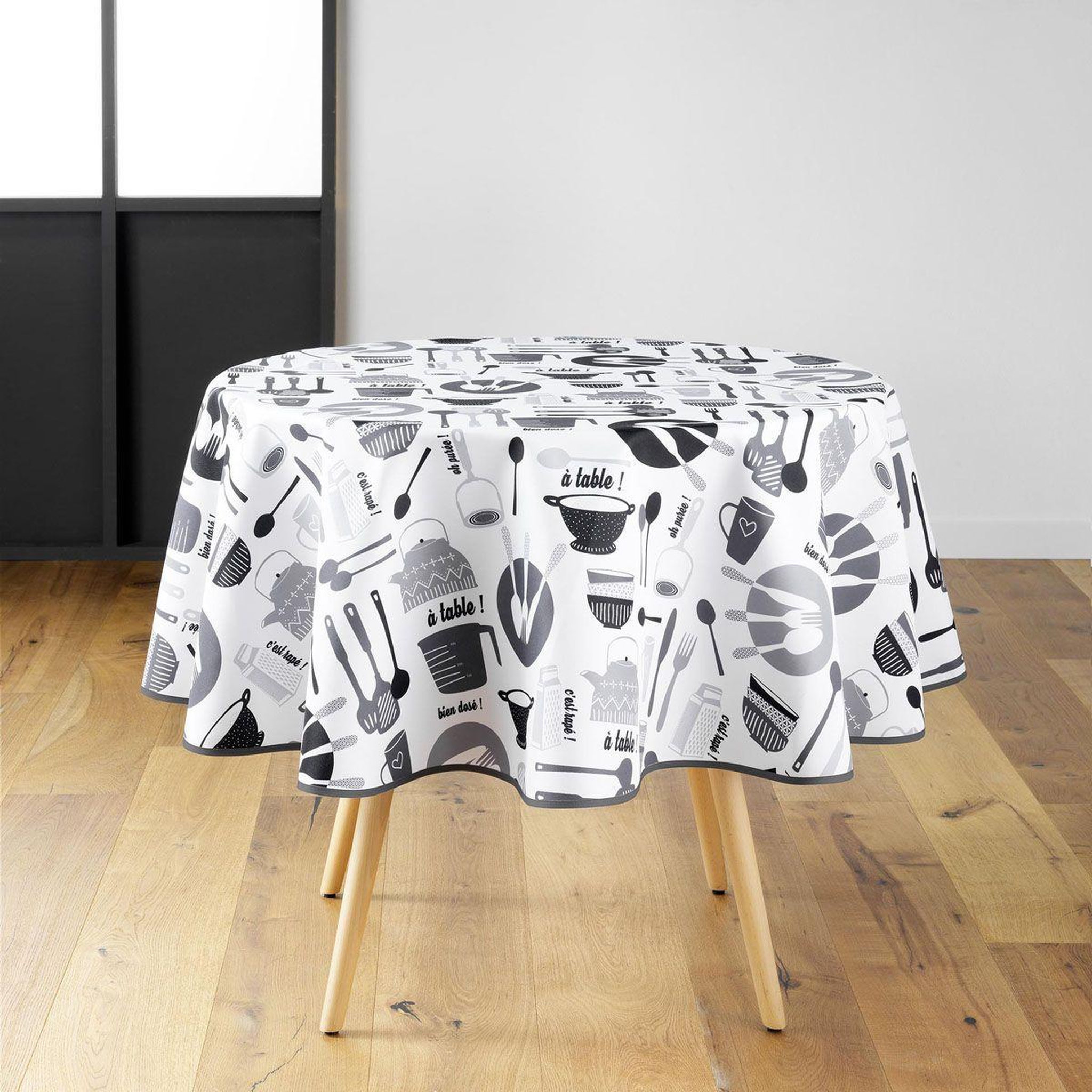 Douceur d'Intérieur Nappe ronde imprimé  kitchen  180cm blanc & noir
