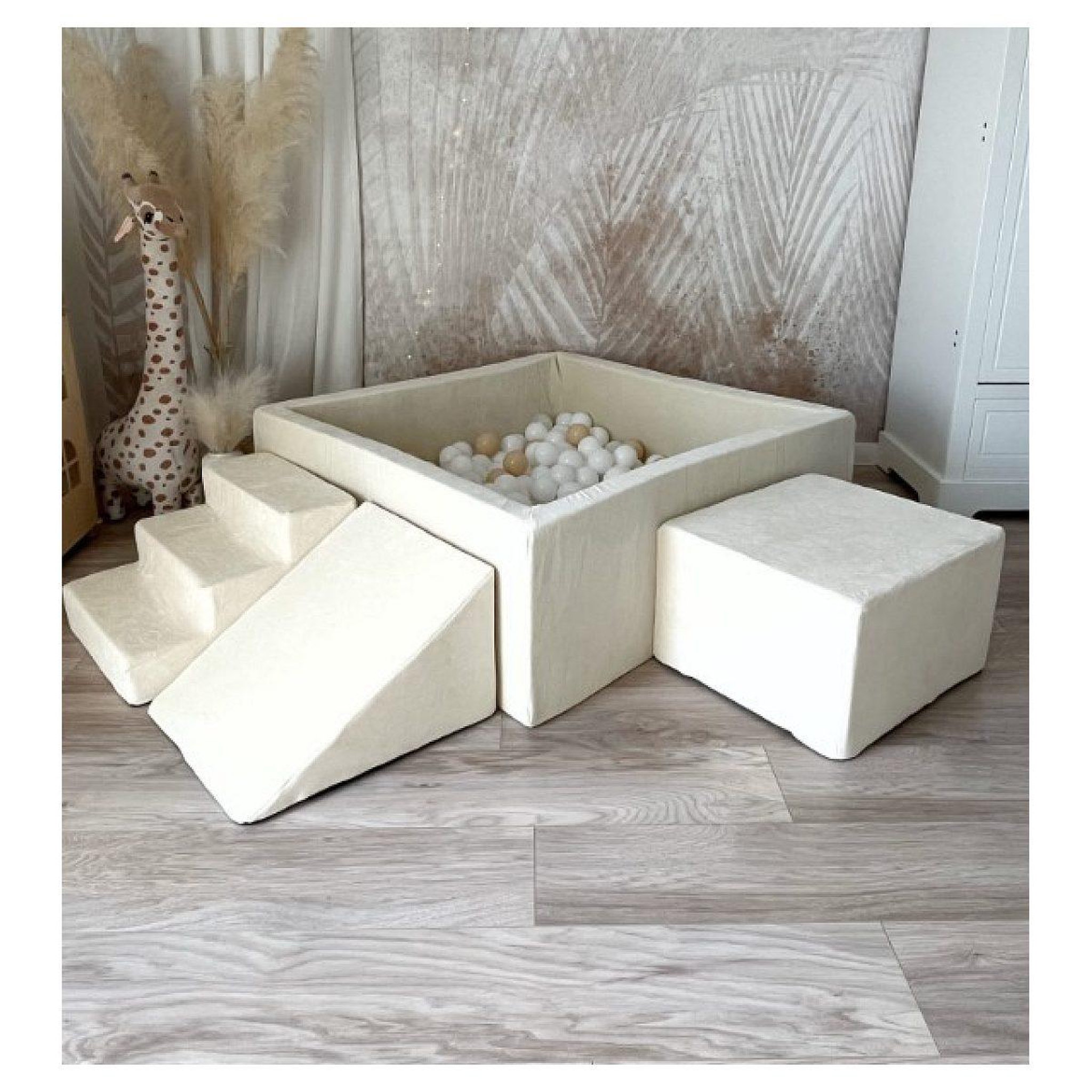 Voir la diapositive 2 : MONIO FOR KIDS Ensemble de jeu en mousse crème + 400 balles