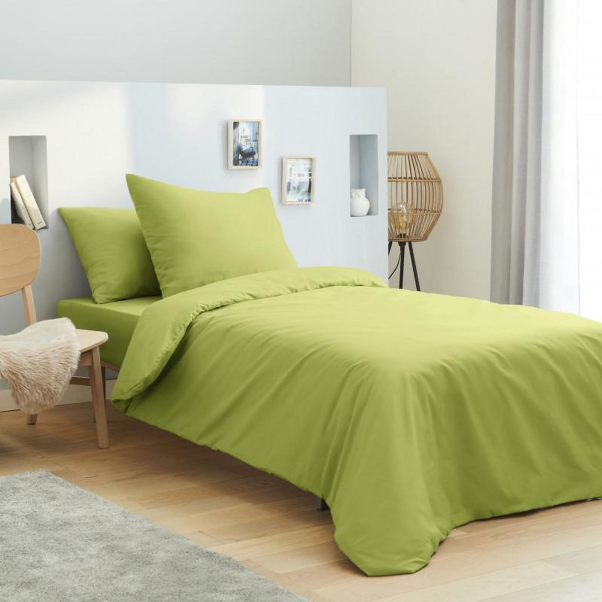 UNIVERS DECOR Housse de couette 140 x 200 unie anis 100% Coton / 57 Fils/cm²