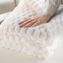 Voir la diapositive 4 : Paris Prix Plaid XL Imitation Fourrure Sherpa  Frosty  220x240cm Naturel