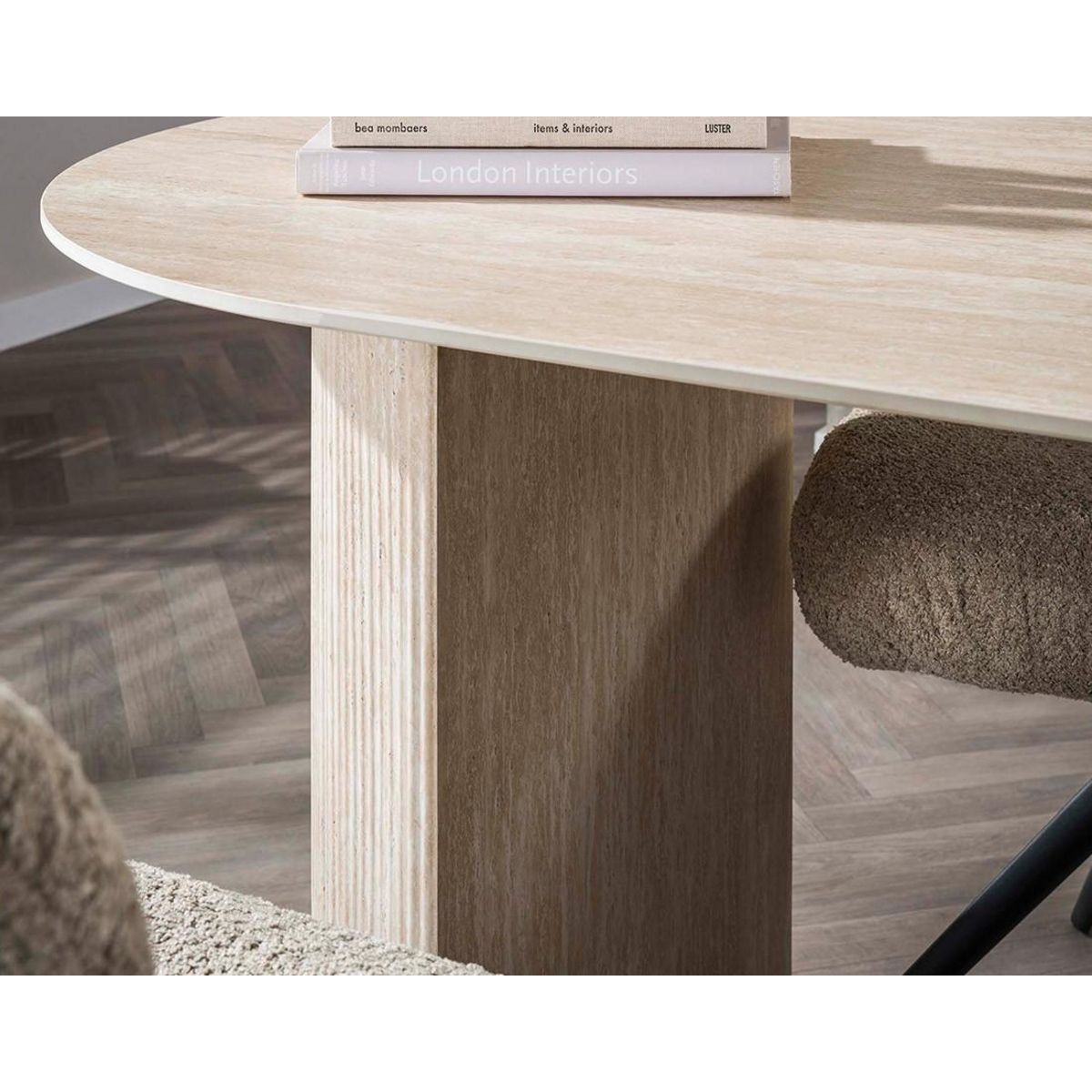 LISA DESIGN Maeva - table à manger - bois effet travertin - 6 personnes