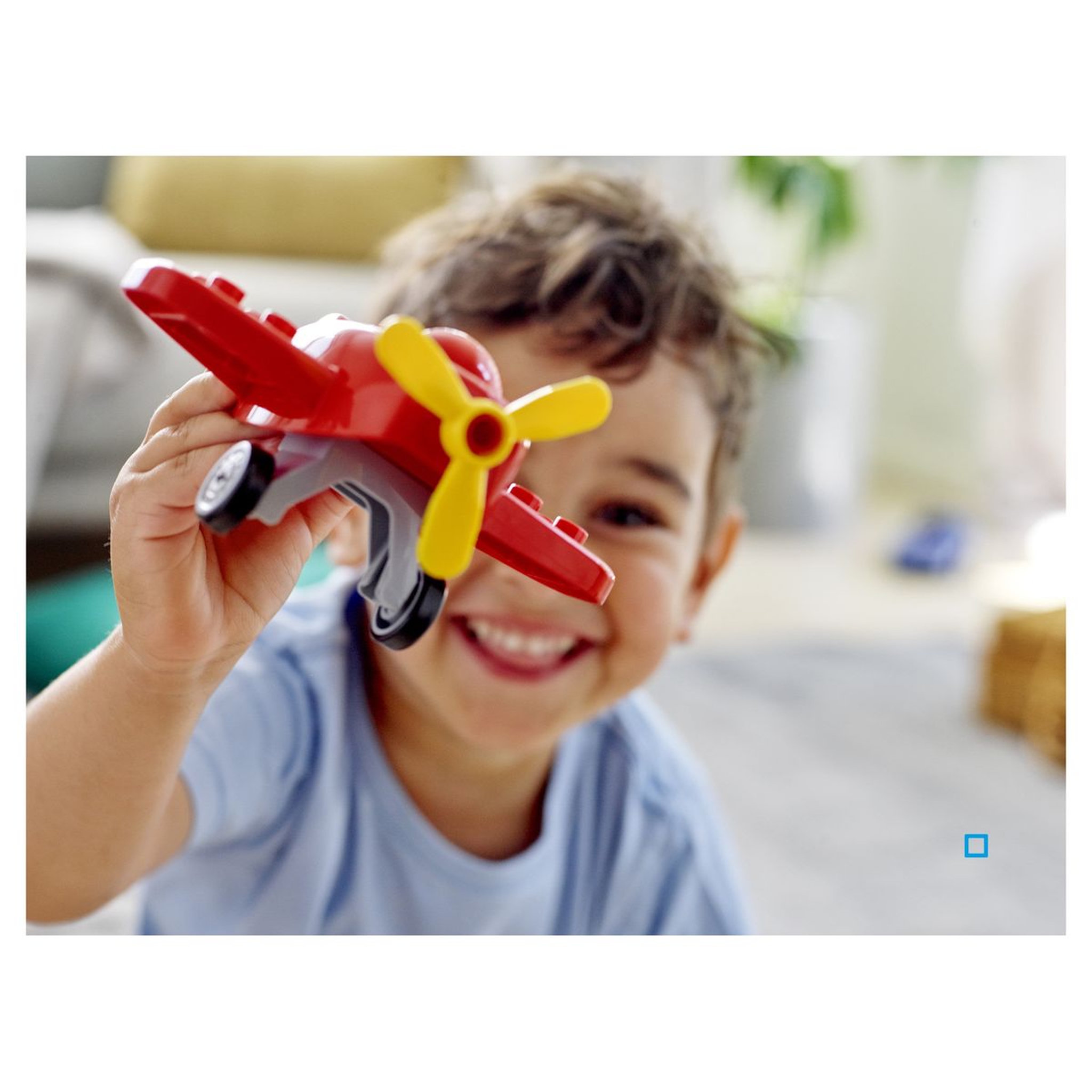 Voir la diapositive 4 : LEGO DUPLO 10908 - Ma ville - L'avion