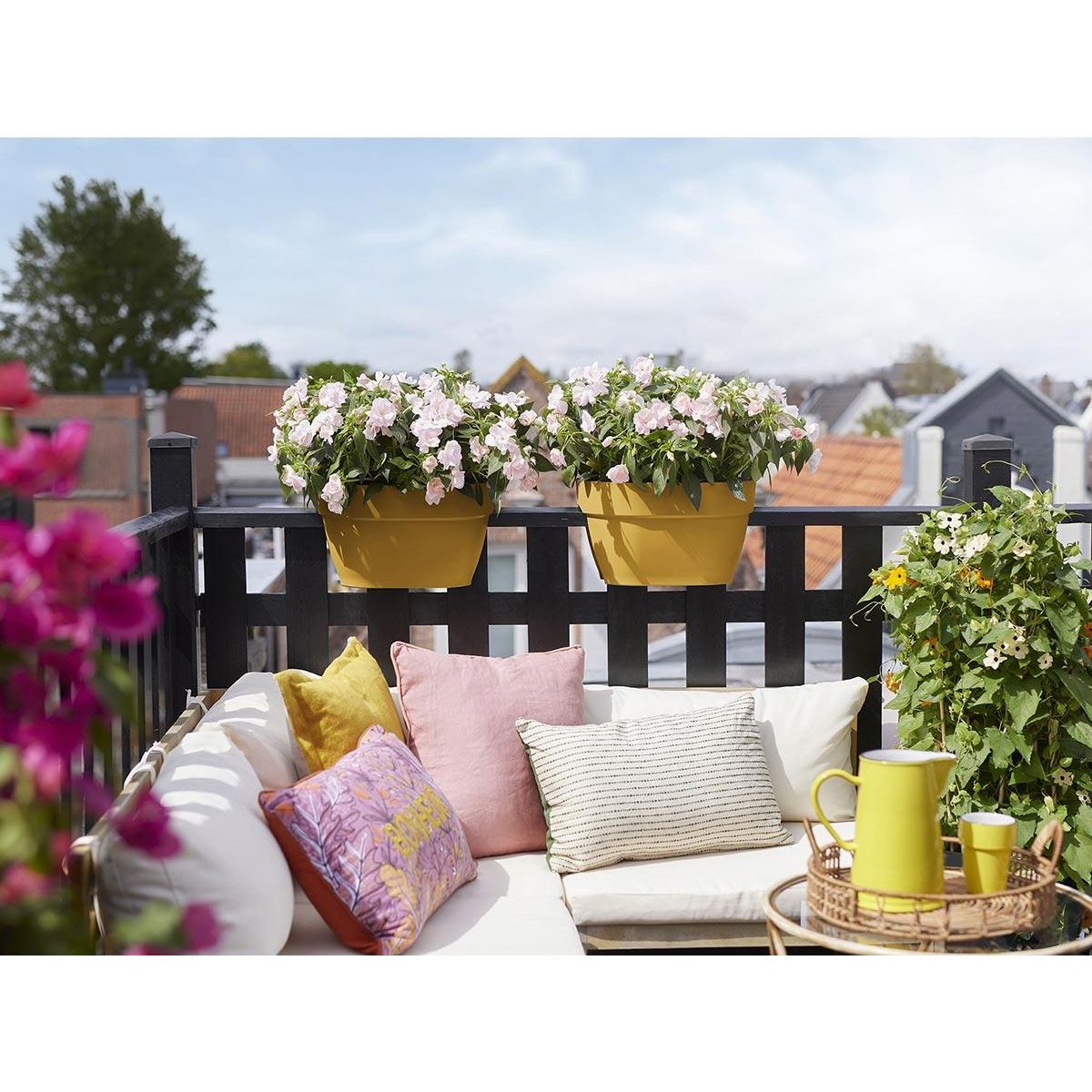 ELHO Balconnière Elho Vibia Campana Flower Bridge jaune miel - Longueur 40 cm