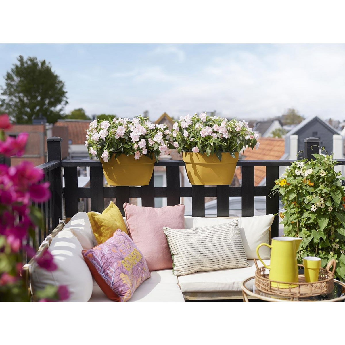 ELHO Balconnière Elho Vibia Campana Flower Bridge jaune miel - Longueur 40 cm