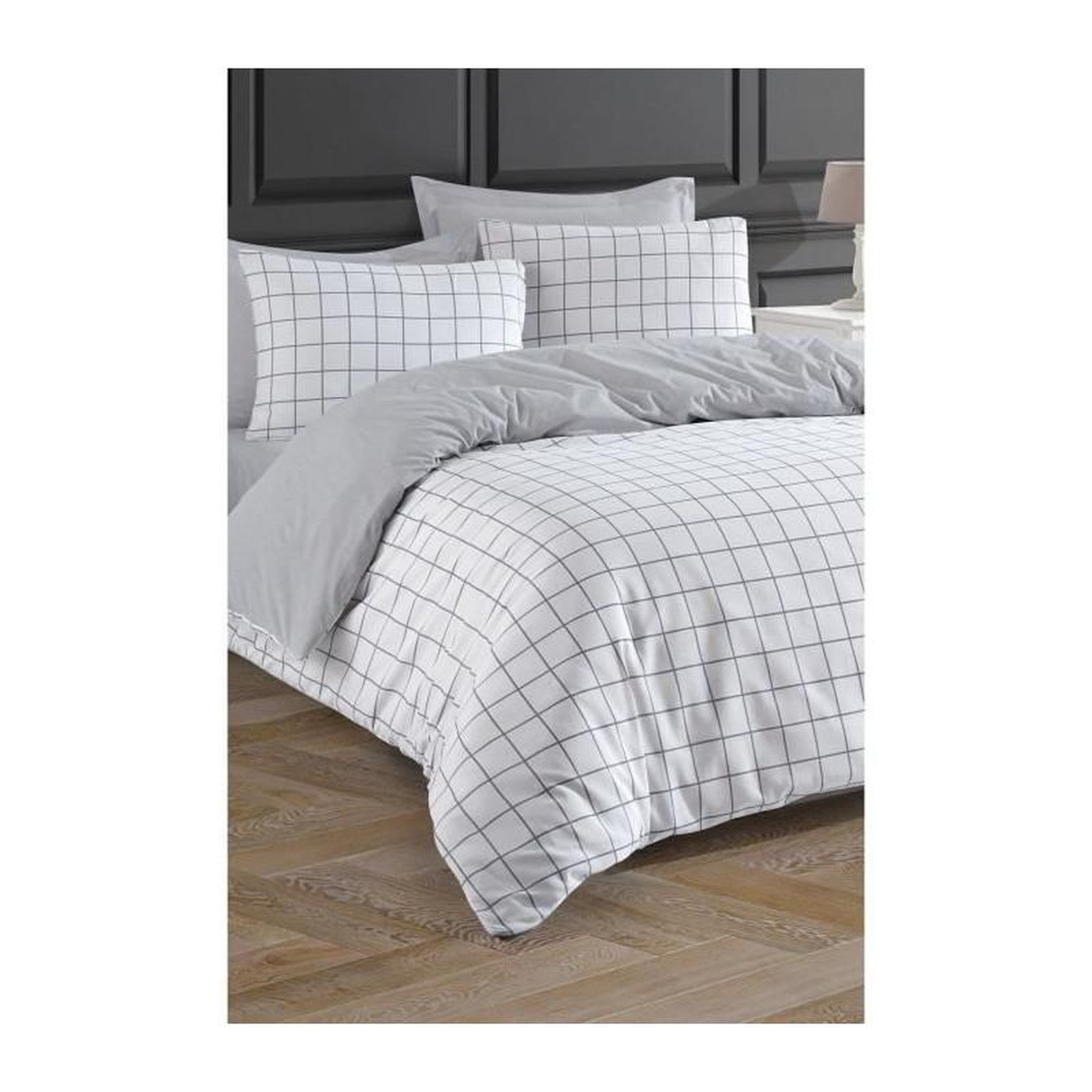 Voir la diapositive 2 : GENERIQUE Parure de lit - 1 housse de couette 220 x 240 cm + 2 taies d'oreiller 60 x 60 cm - 65% coton, 35% polyester - Gris