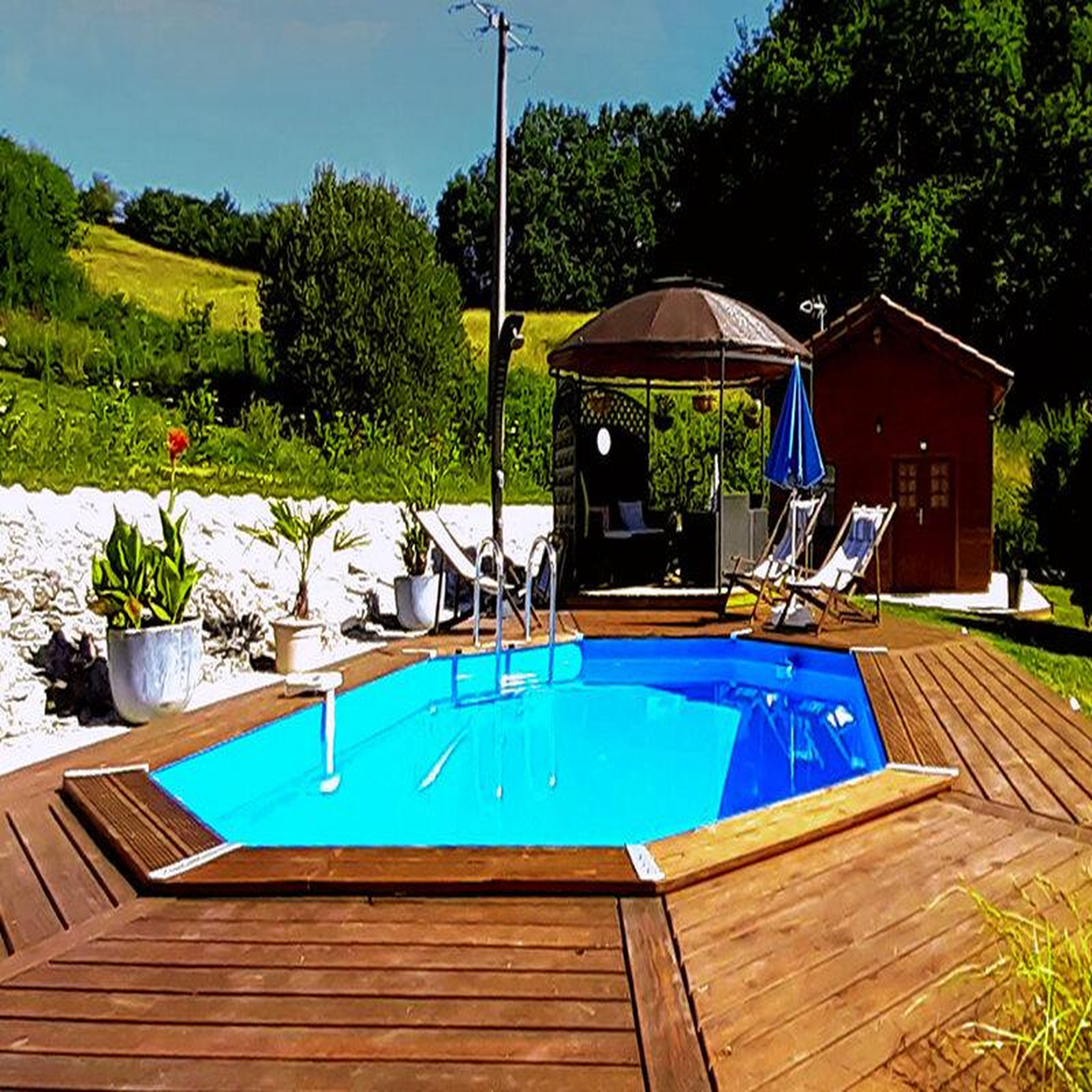 Voir la diapositive 4 : Smartbox 5 jours dans un chalet avec cocktail près de montauban - coffret cadeau séjour