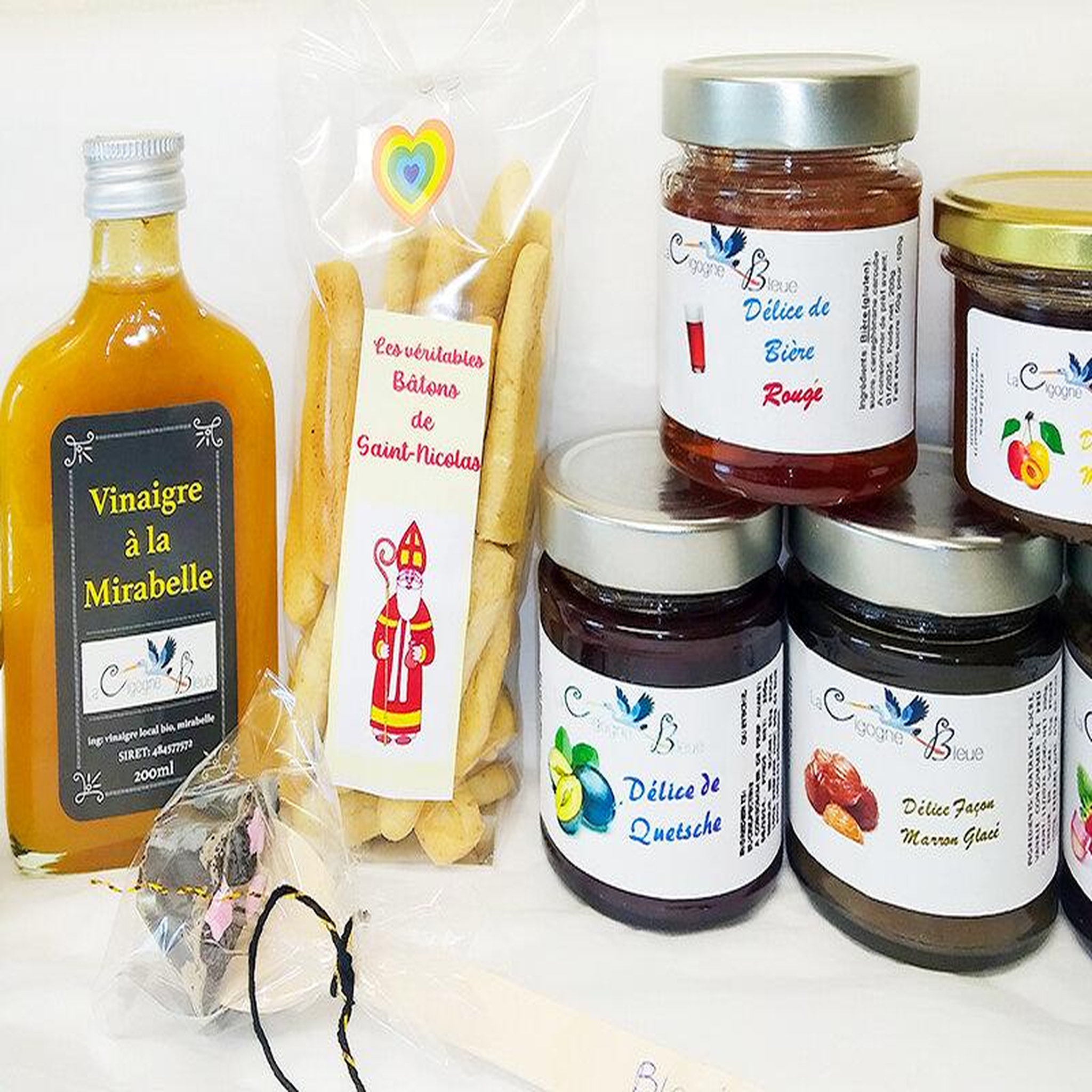 Voir la diapositive 4 : Smartbox Coffret gourmand aux notes d'alsace : 9 produits livrés chez vous - coffret cadeau gastronomie