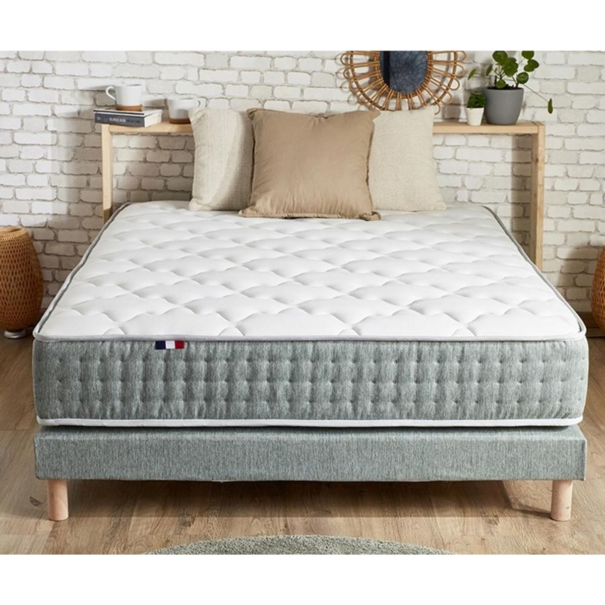 Matelas 672 ressorts ensachés 7 zones 140x190 cm HYGGE