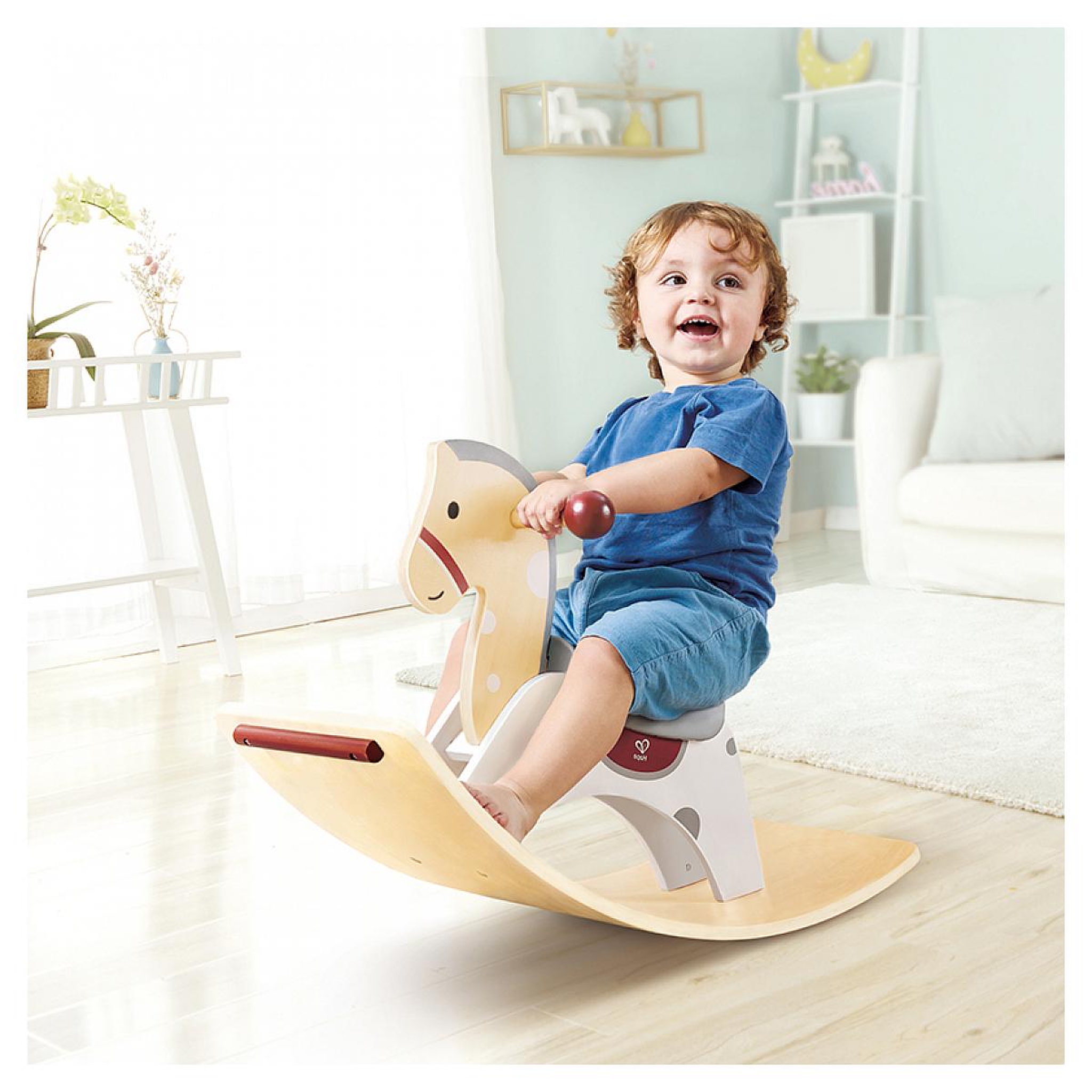 Voir la diapositive 3 : Hape cheval a bascule 2 en 1 en bois