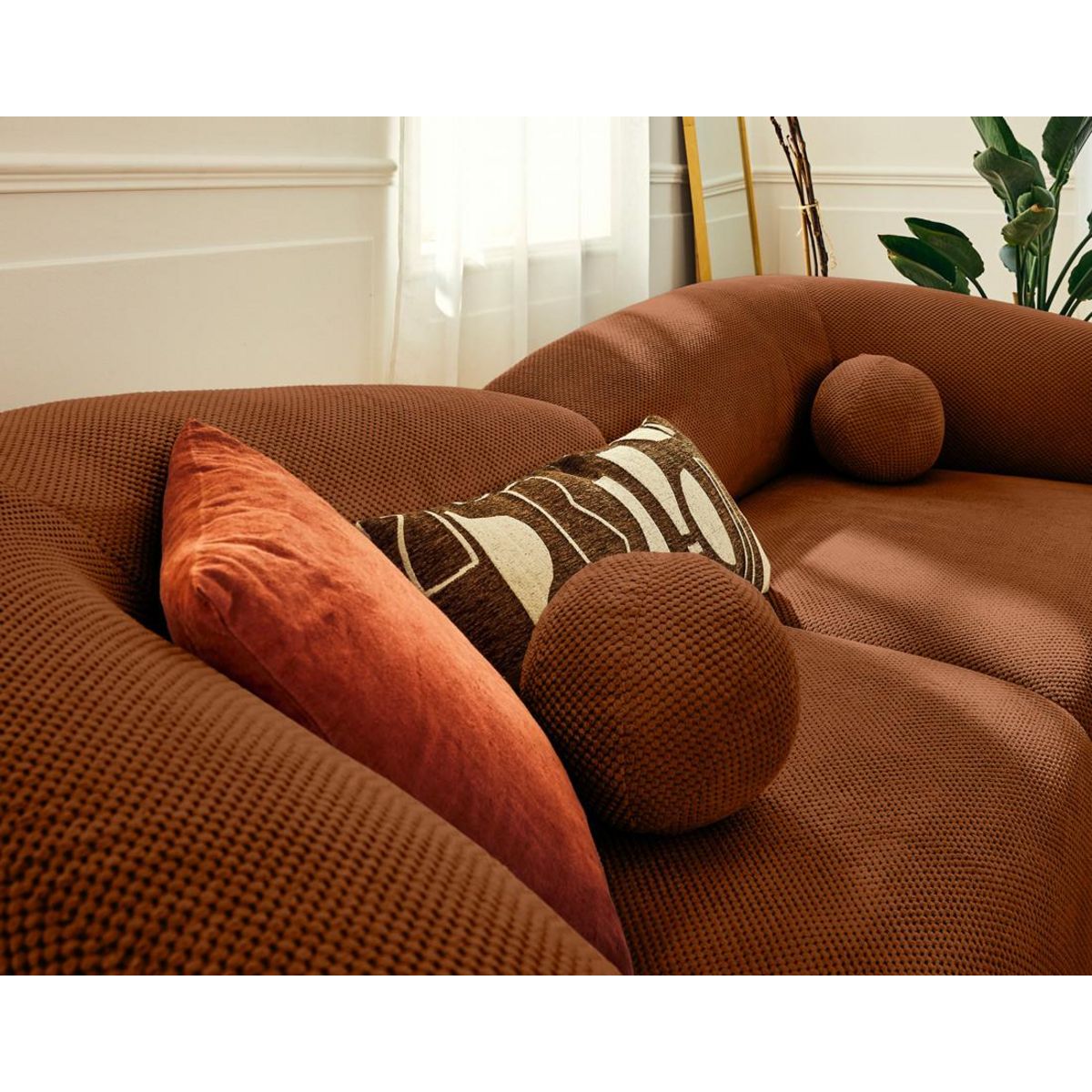 LISA DESIGN Charles - canapé droit 4 places en velours texturé