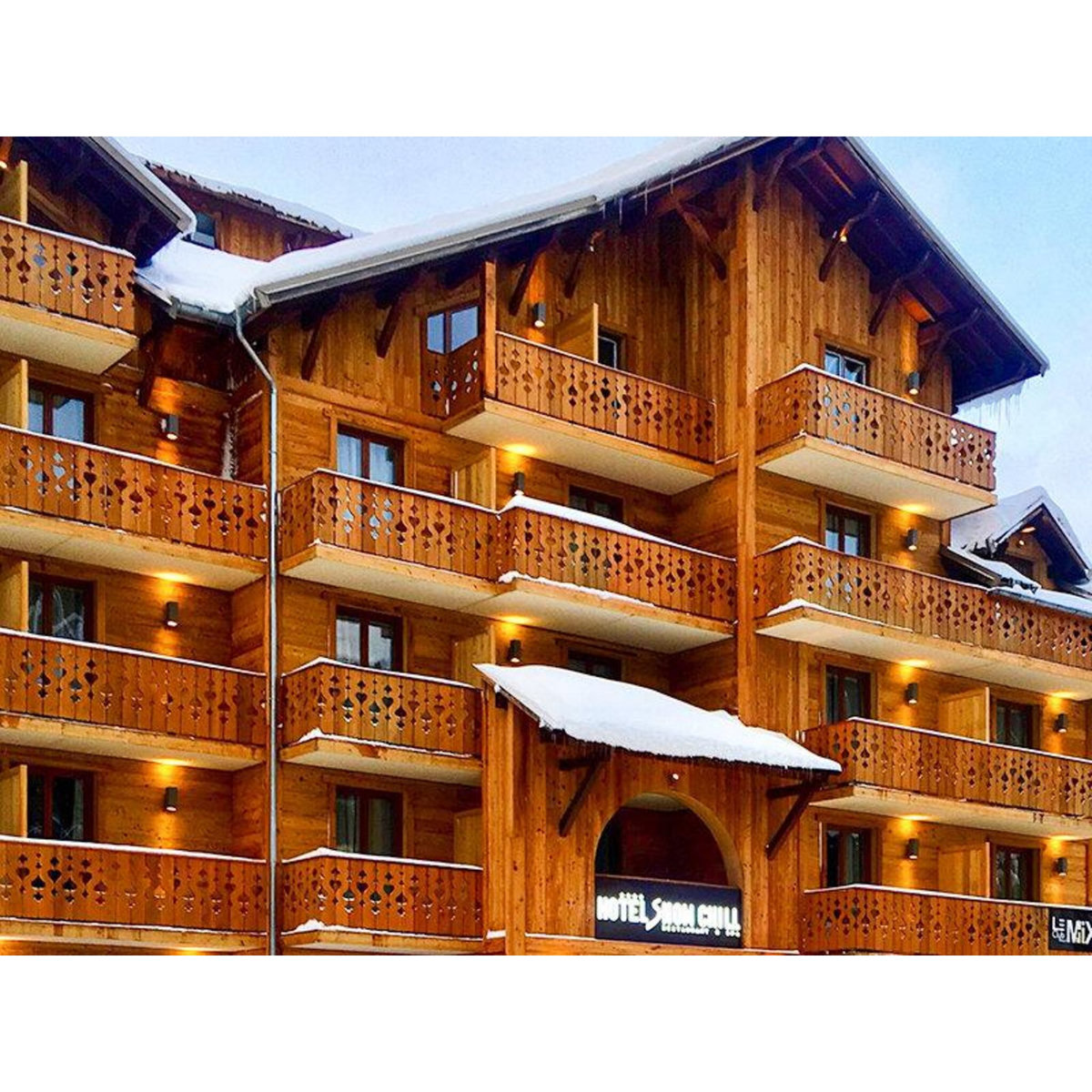 Smartbox 2 jours à Risoul en 4* avec modelage d'1h et accès illimité au sauna - Coffret Cadeau Séjour