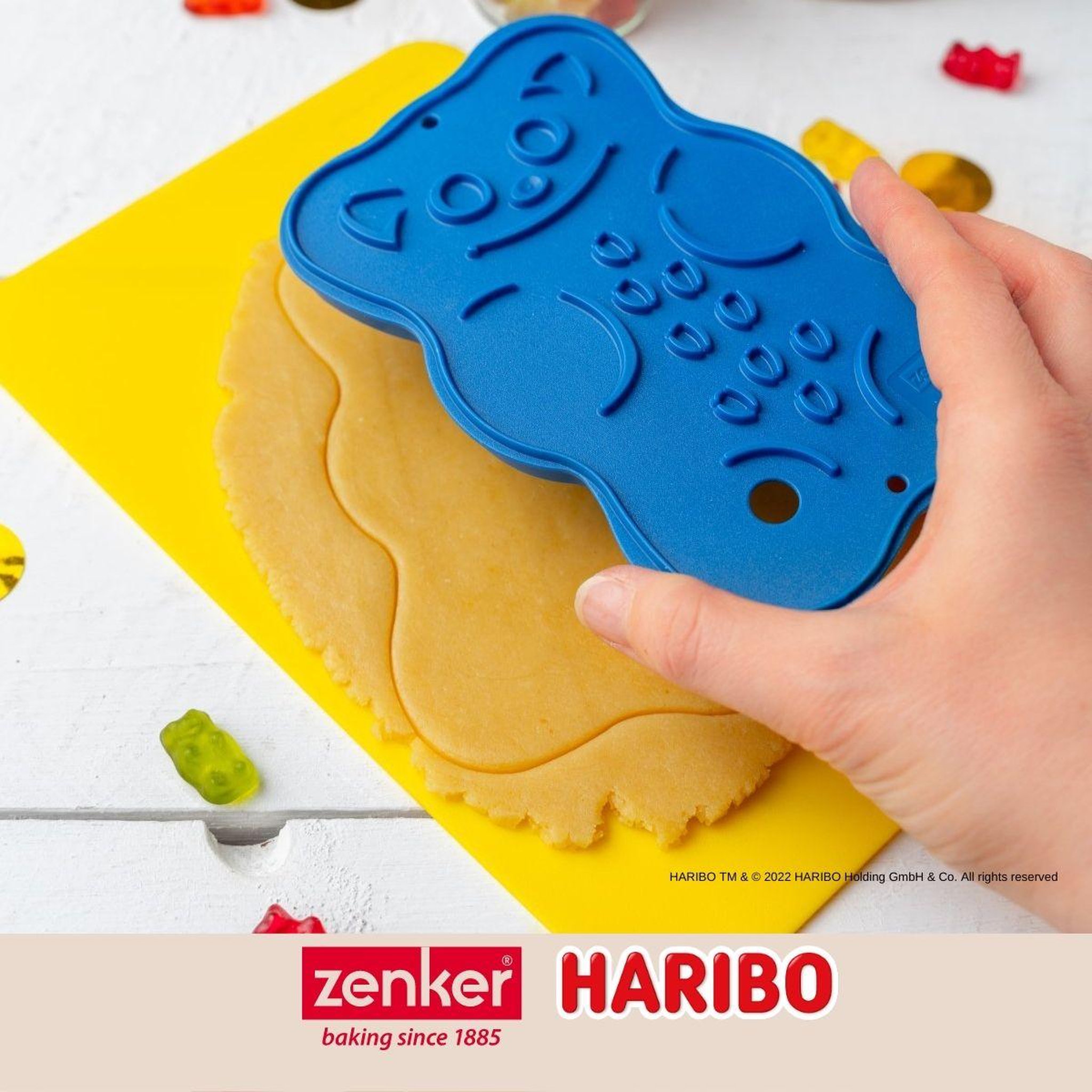 Voir la diapositive 6 : ZENKER Emporte-pièce biscuits 2 en 1 en plastique zenker haribo