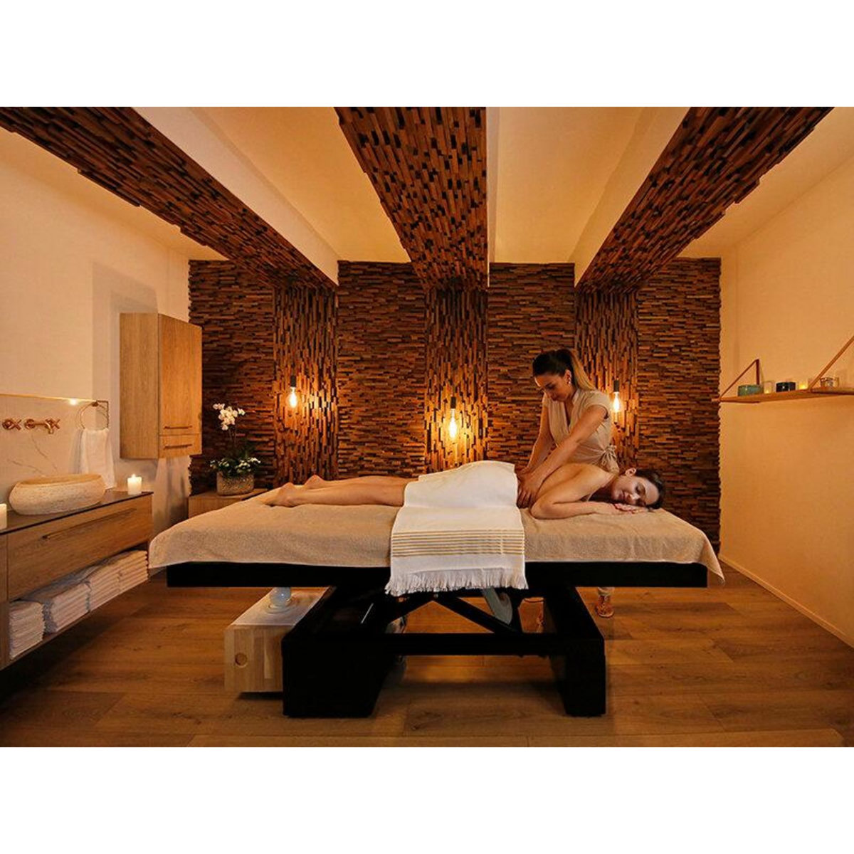 Smartbox Parenthèse bien-être avec modelage et accès au spa au cœur de Aix-en-Provence - Coffret Cadeau Bien-être