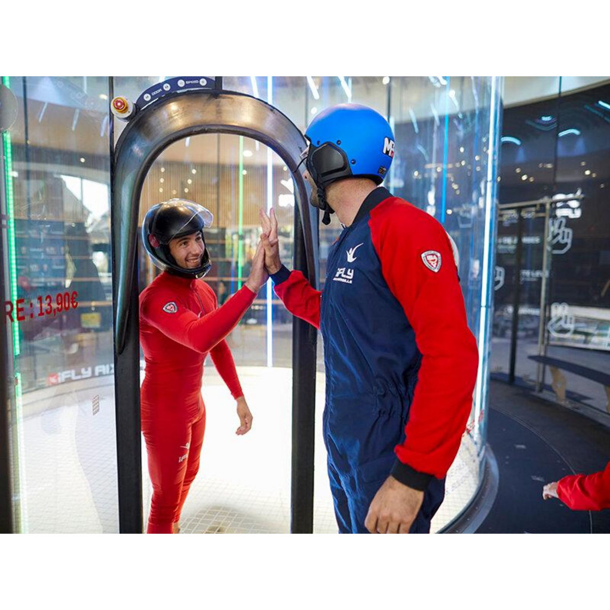 Smartbox 2 vols en chute libre indoor avec iFLY Aix-Marseille - Coffret Cadeau Sport & Aventure