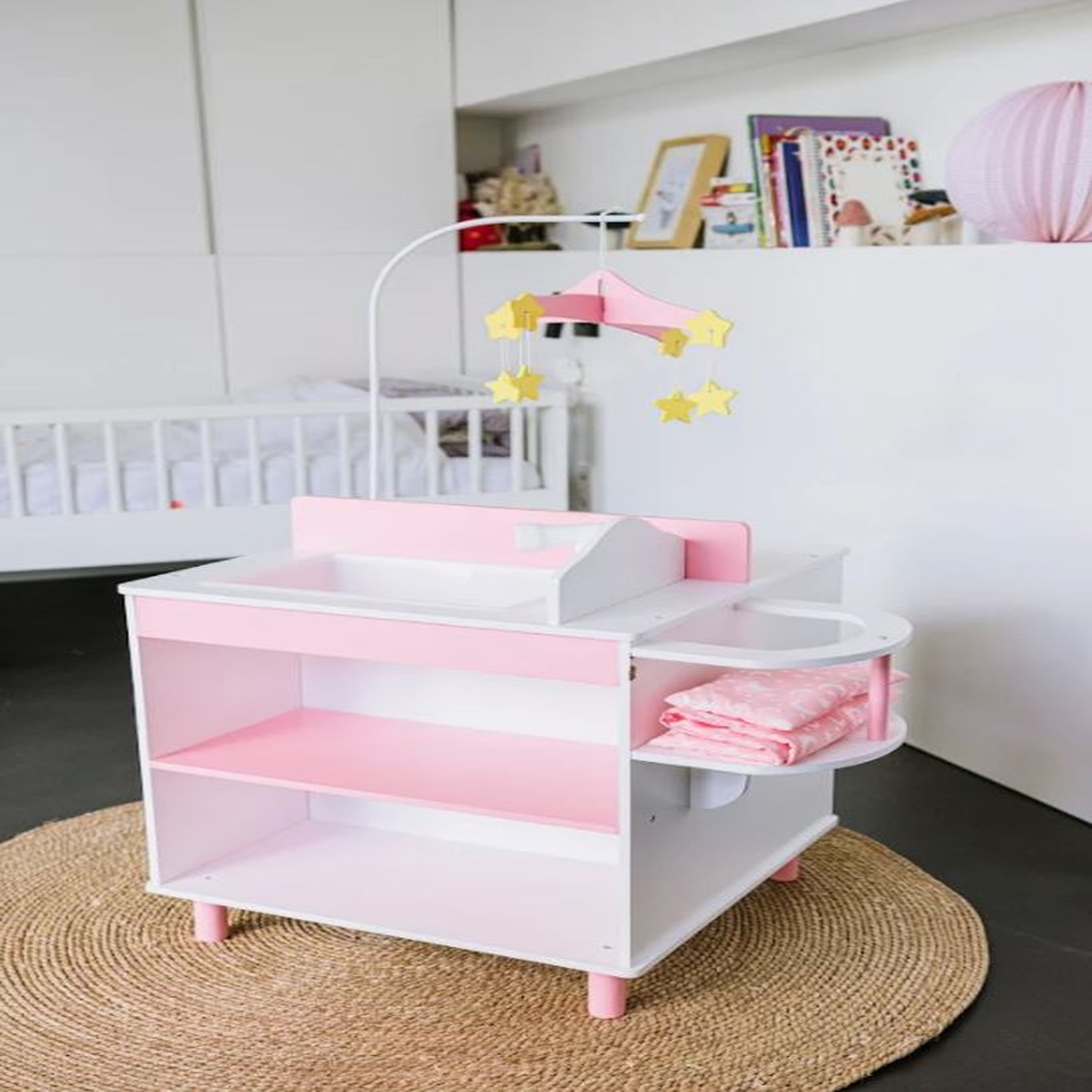 Voir la diapositive 3 : One Two Fun Table nurserie en bois 