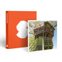 Voir la diapositive 1 : Smartbox 2 jours insolites en famille au camping dans un chalet sur pilotis - Coffret Cadeau Séjour