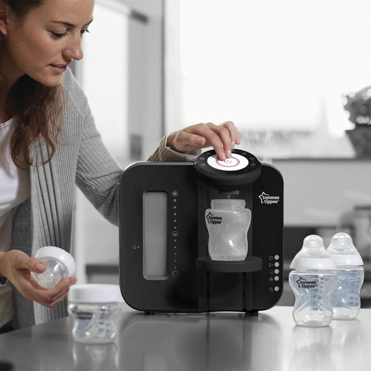 TOMMEE TIPPEE Perfect Prep préparateur de biberon rapide