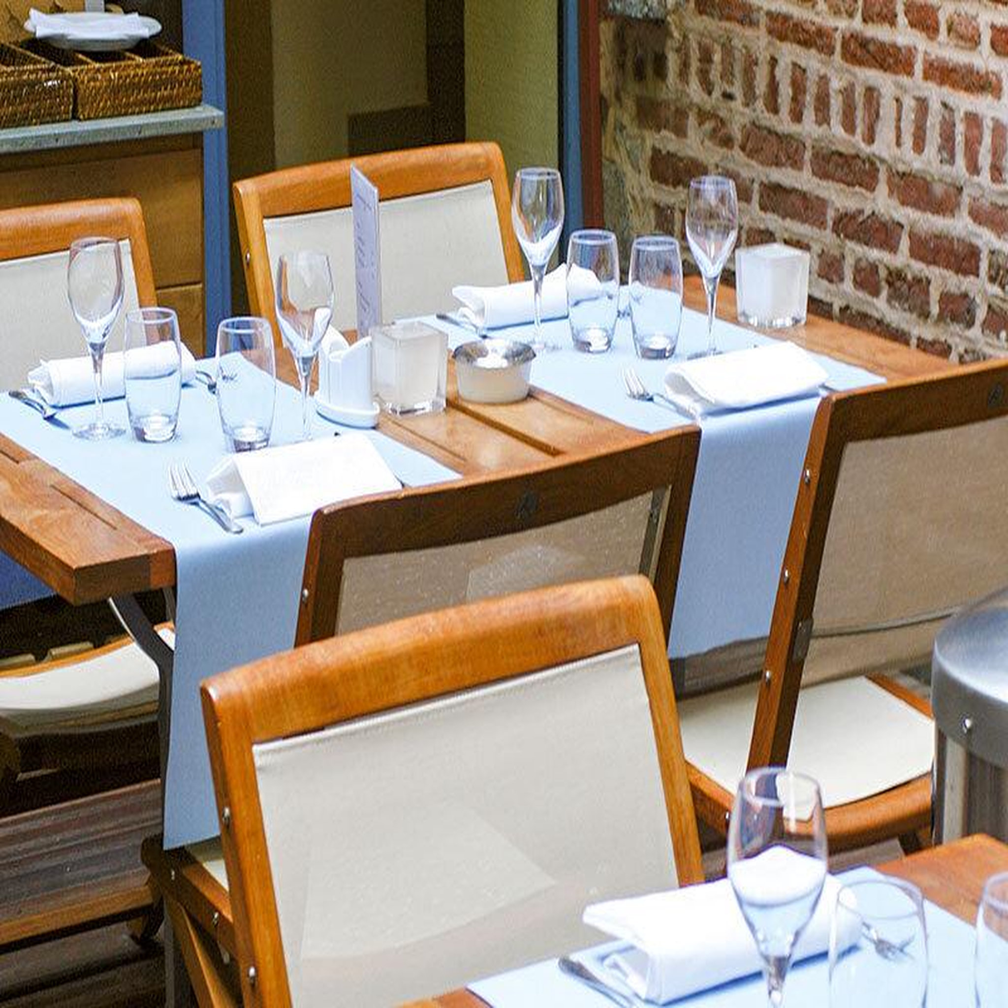 Voir la diapositive 6 : Smartbox Dîner menu 3 plats pour 2 personnes au laksøn à lille - coffret cadeau gastronomie