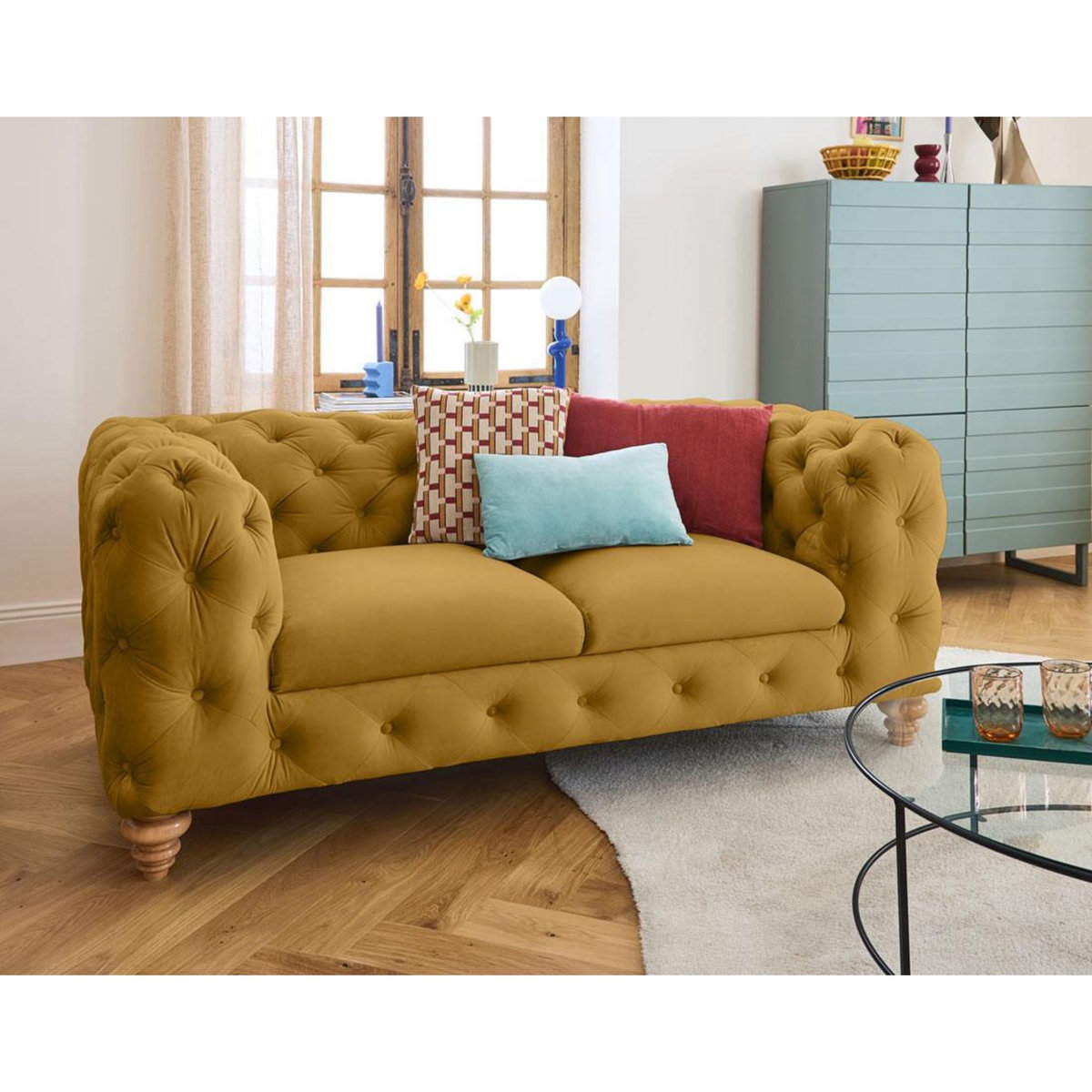 LISA DESIGN Walter - canapé 2 places chesterfield en velours - pieds bois