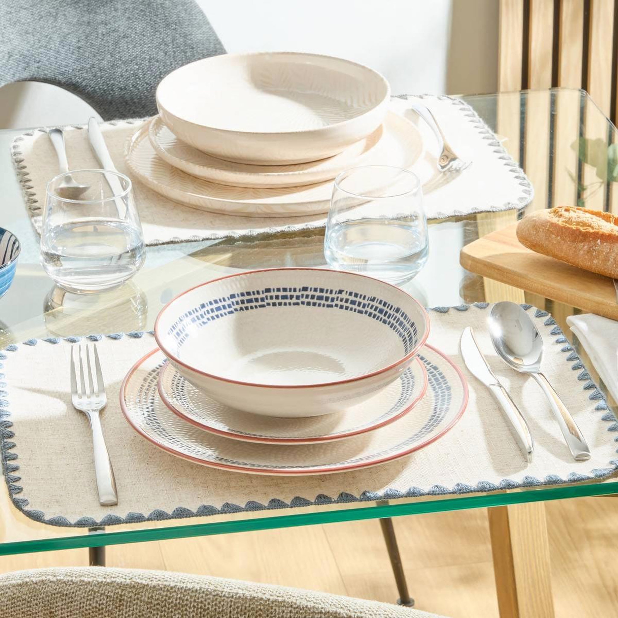 Voir la diapositive 2 : SECRET DE GOURMET Lot de 6 assiettes creuses  morgane  20cm crème