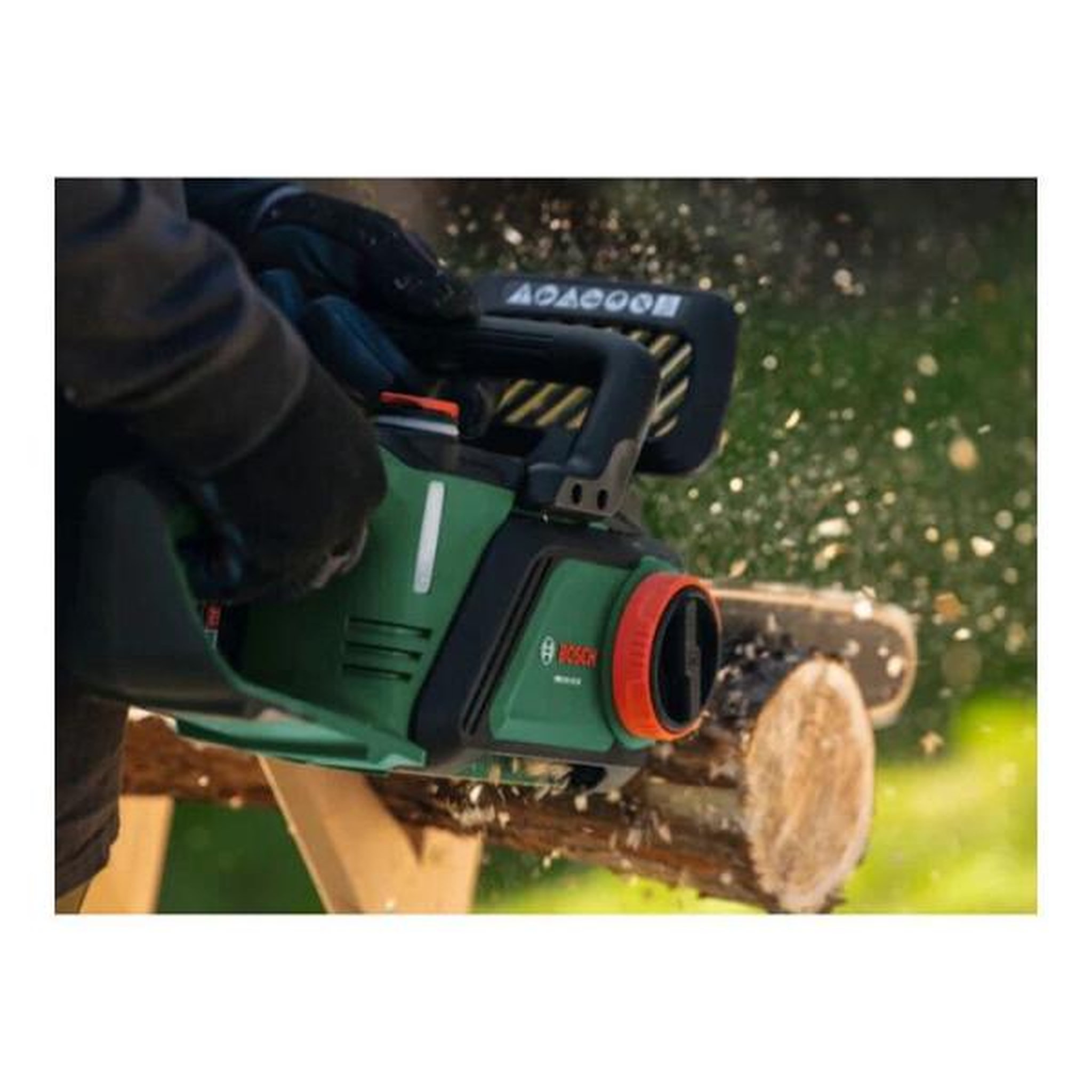 Voir la diapositive 6 : BOSCH Tronçonneuse a chaîne sans fil 18V PKE18V-30-28 - BOSCH - avec 1 batterie 4.0Ah - 06008B8B00