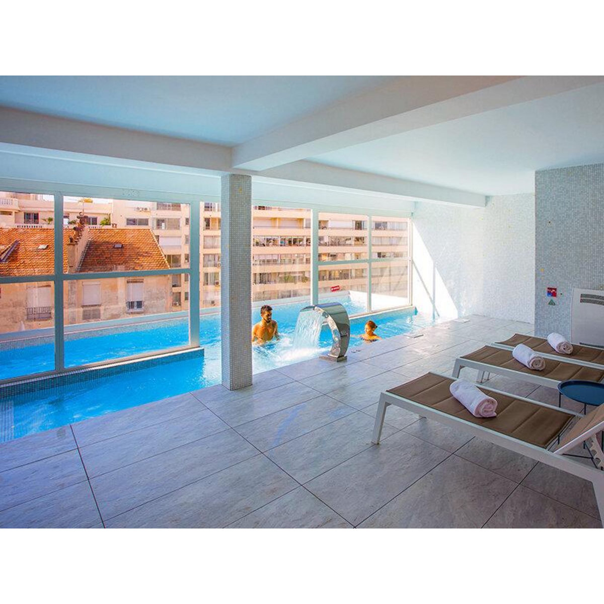 Smartbox Séjour de 2 jours en hôtel 4* à Cannes avec journée au spa - Coffret Cadeau Séjour