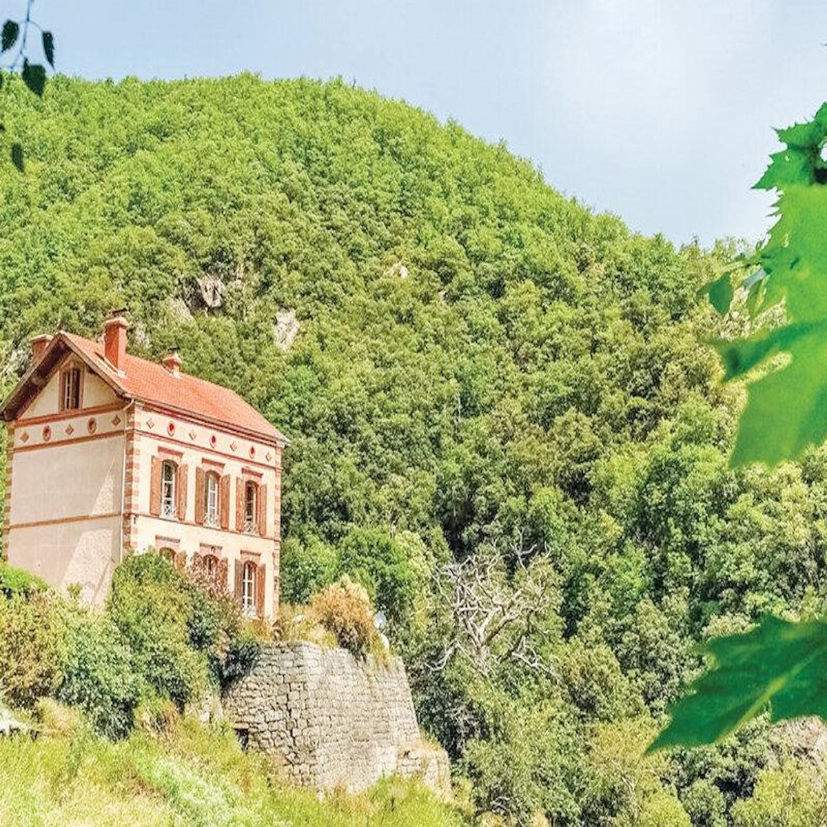 Smartbox Escapade Saint-Valentin : 2 nuits romantiques avec dîner en amoureux - Coffret Cadeau Séjour