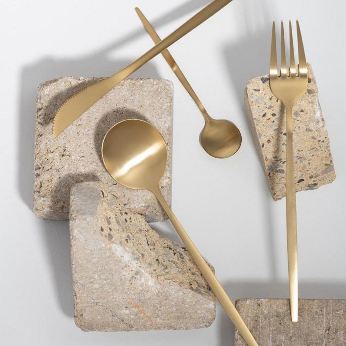 Paris Prix Ménagère 24 Pièces en Inox  Mat  27cm Or