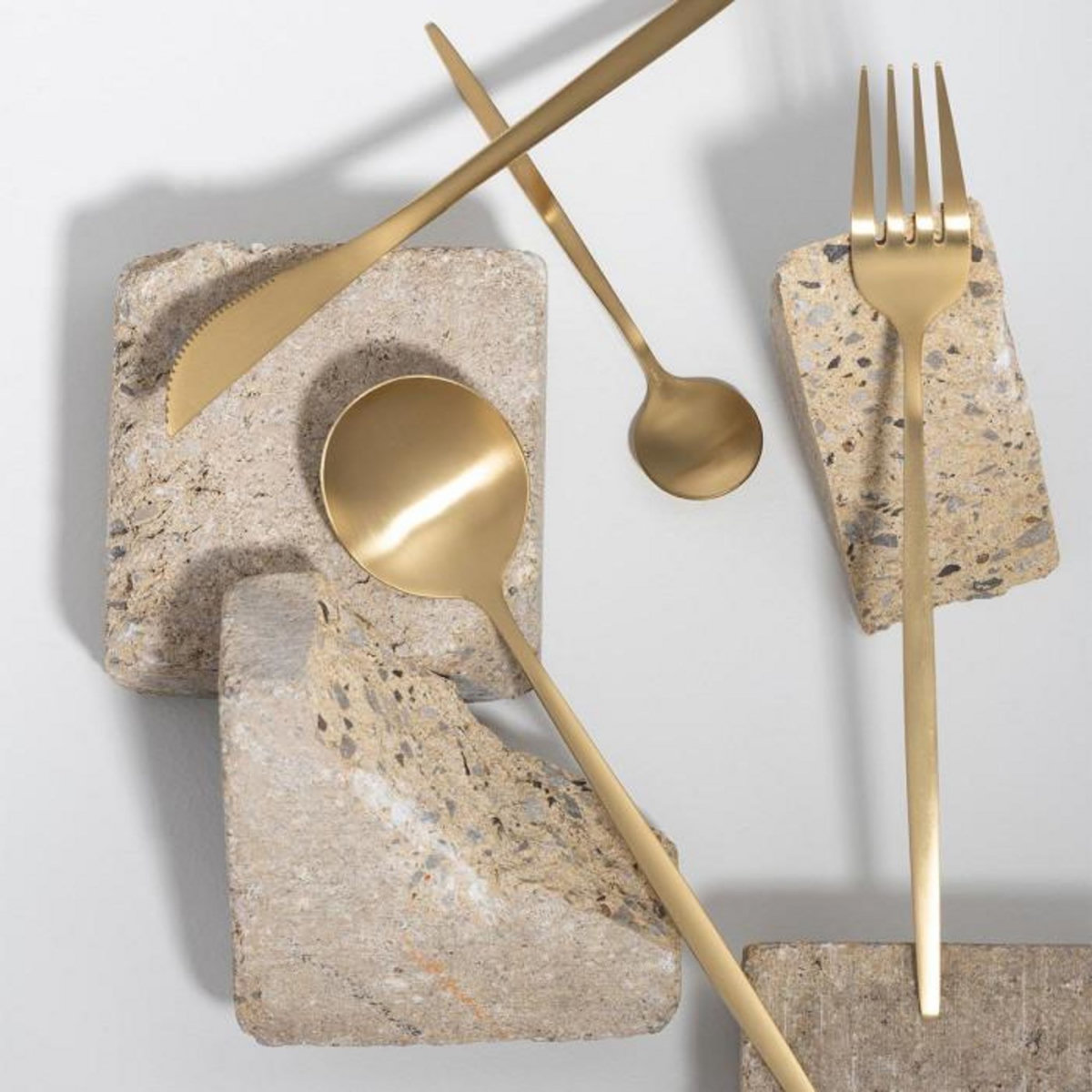 Paris Prix Ménagère 24 Pièces en Inox  Mat  27cm Or