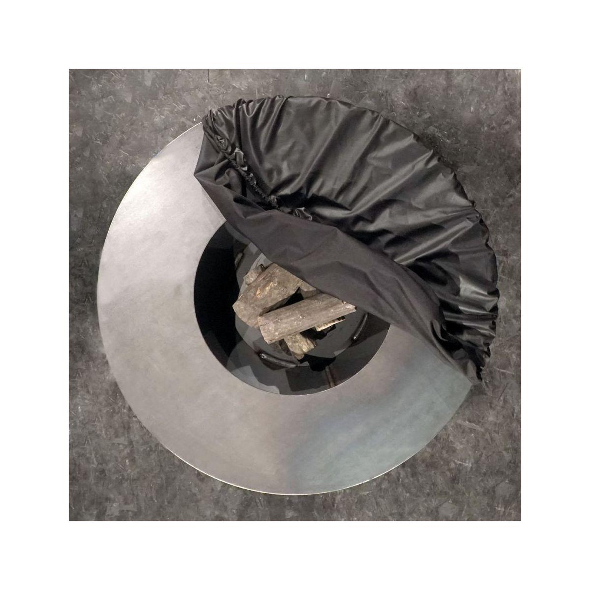 Voir la diapositive 2 : OFYR Housse barbecue Soft Cover Black 100