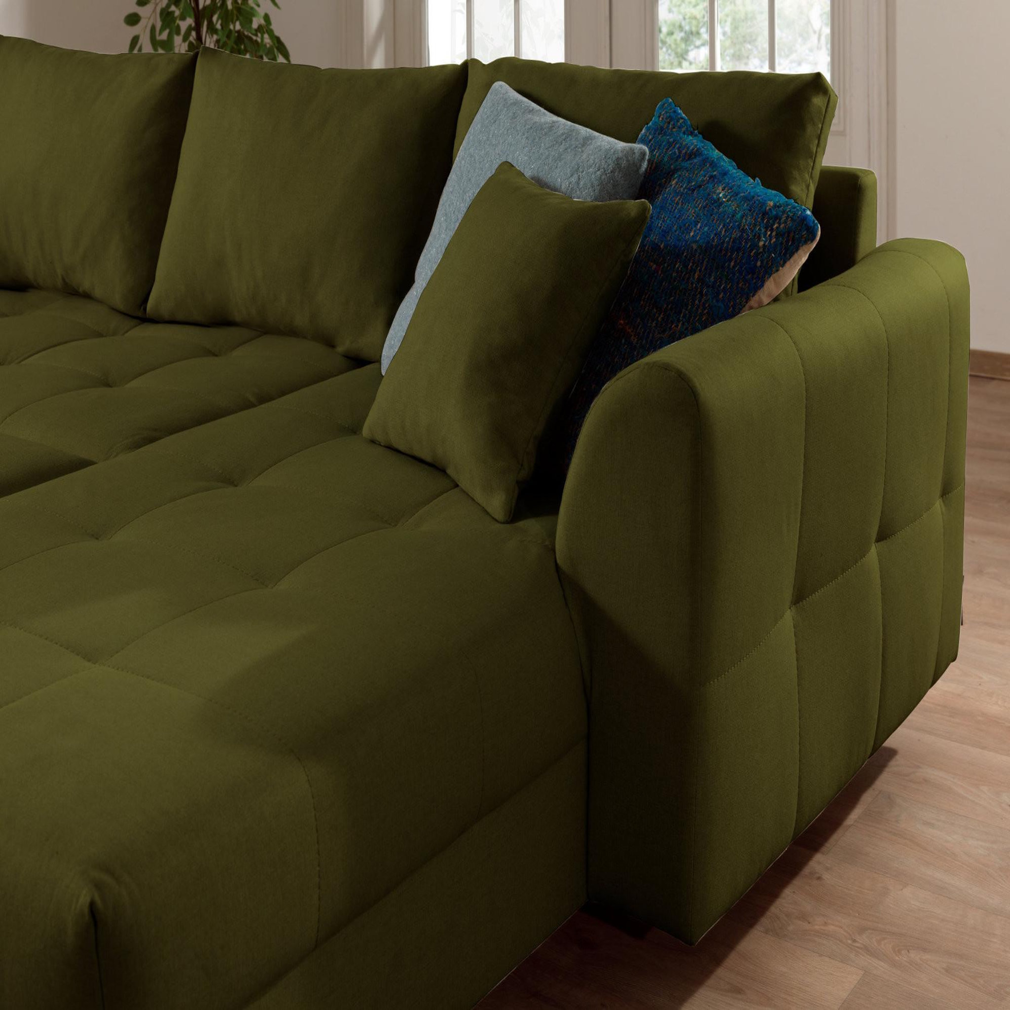 Voir la diapositive 5 : LISA DESIGN Rune - canapé panoramique avec pouf d'appoint - 7 places - style scandinave - gauche
