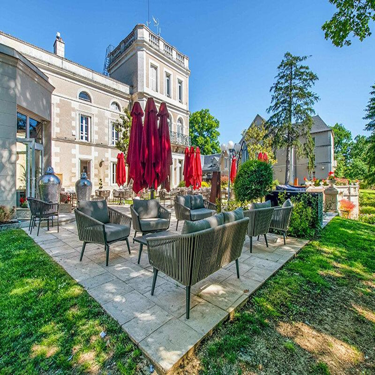 Smartbox Délicieuse escapade de 2 jours au château avec dîner et champagne, près de Poitiers - Coffret Cadeau Séjour