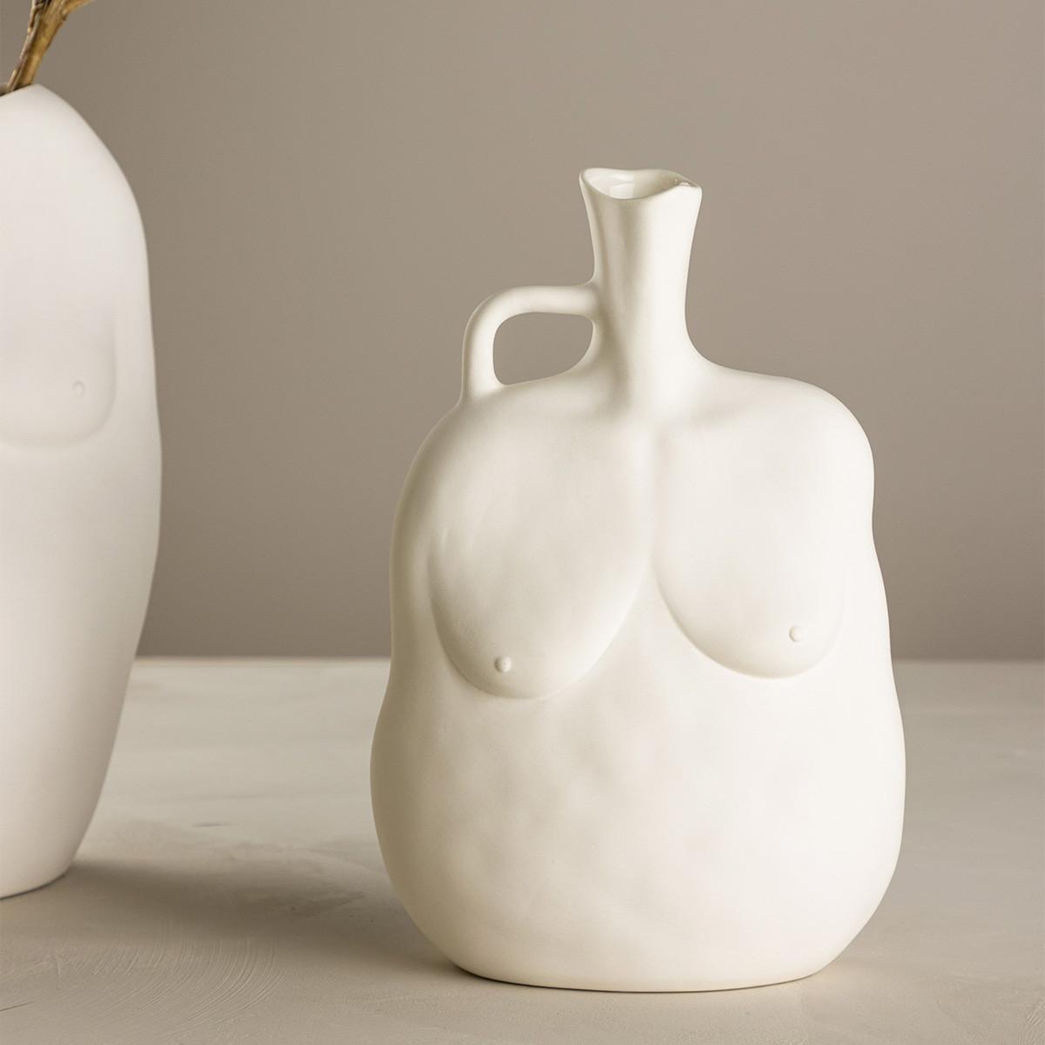Voir la diapositive 6 : Paris Prix Vase buste en céramique  conta  25cm blanc cassé