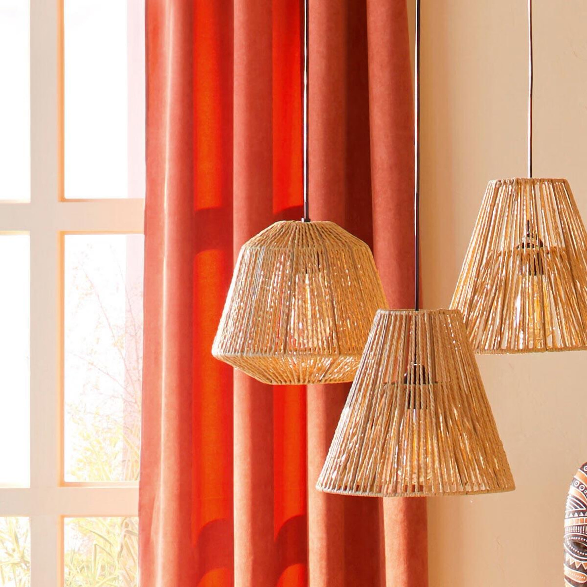 Voir la diapositive 5 : ATMOSPHERA Suspension luminaire effet corde Ethnik