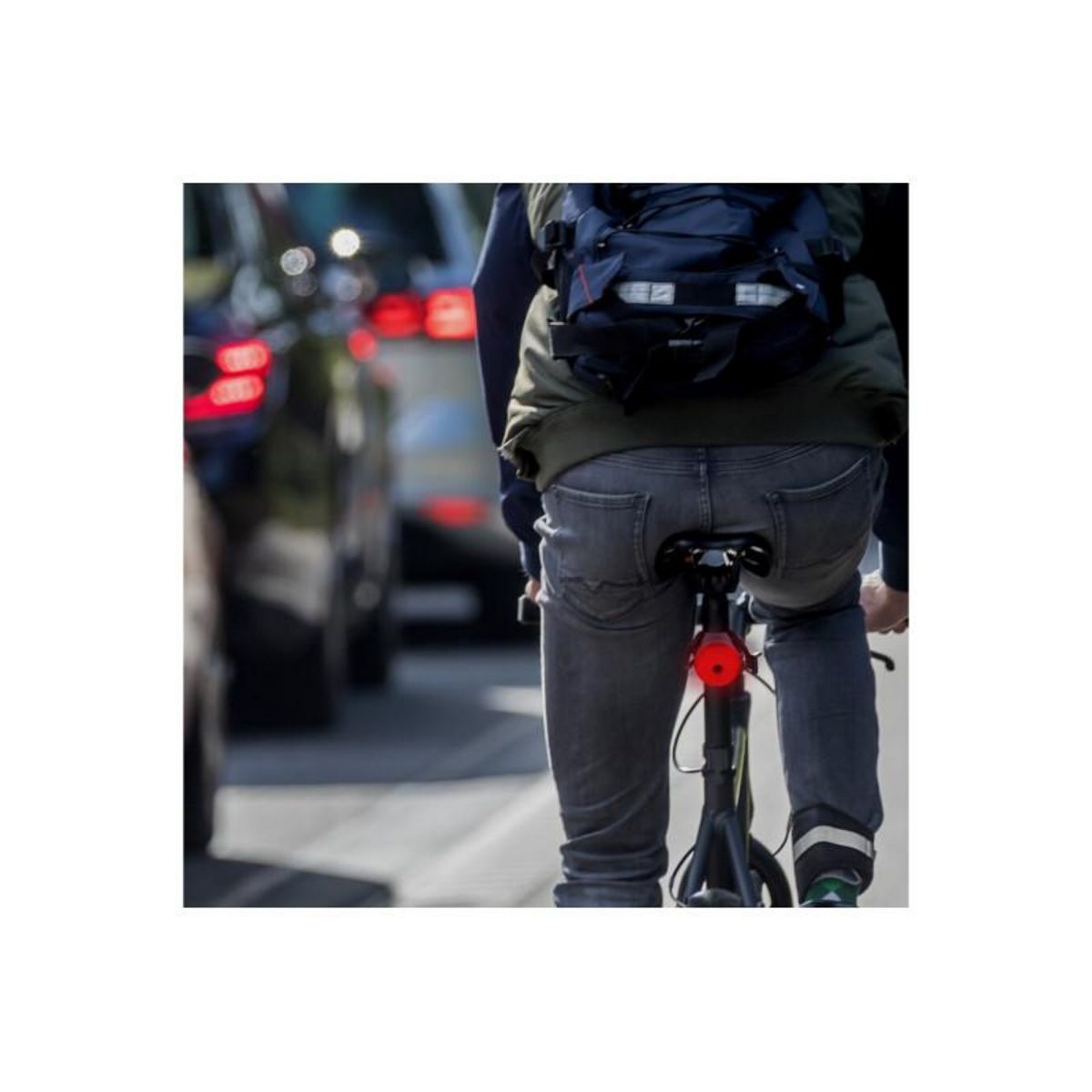 TNB Accessoire sécurité et signalisation Tnb URBAN MOOV LED arriere & avertisseur de freinage automatique noir rouge