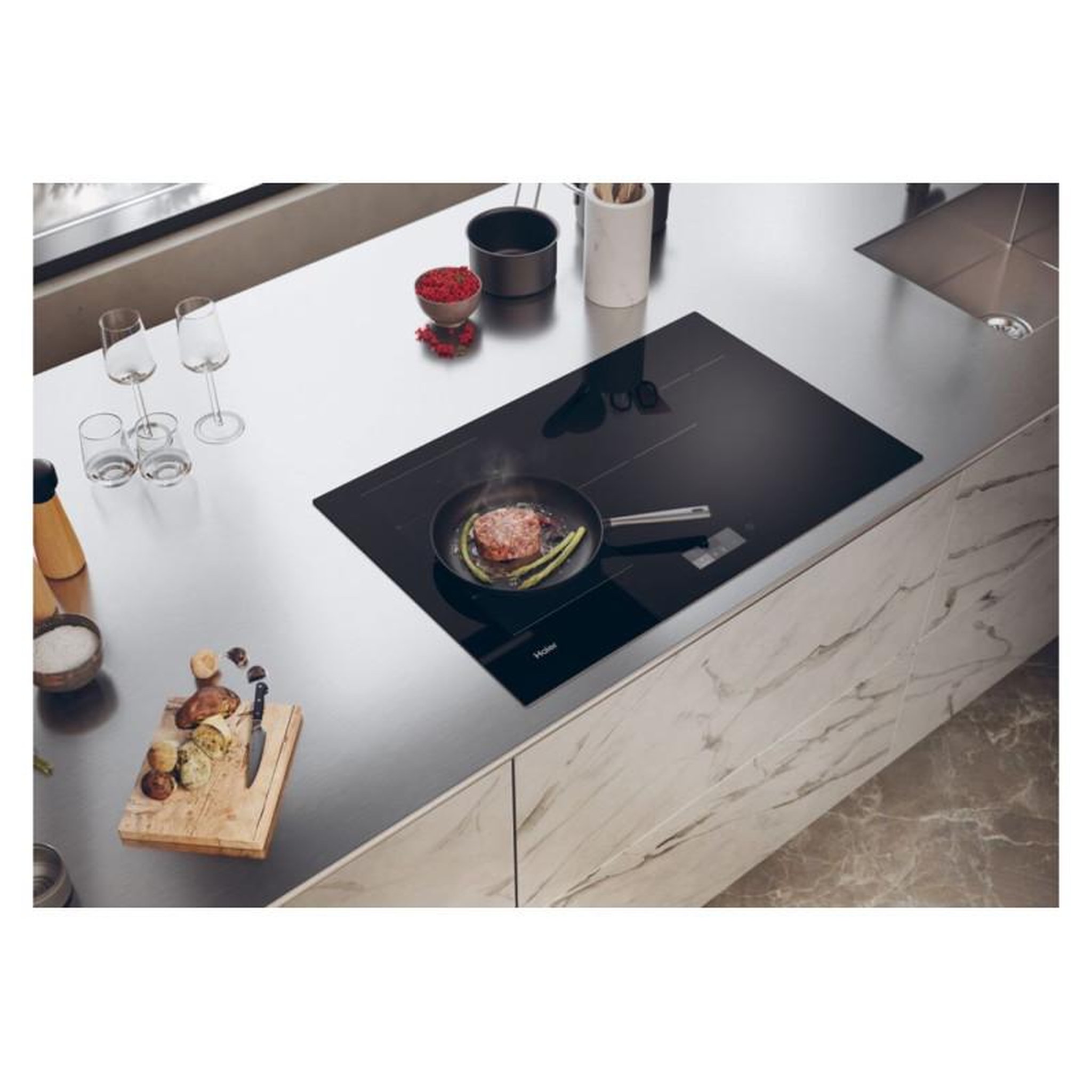 Voir la diapositive 3 : HAIER Plaque induction – Haier HAMTSJ86TFTCF1