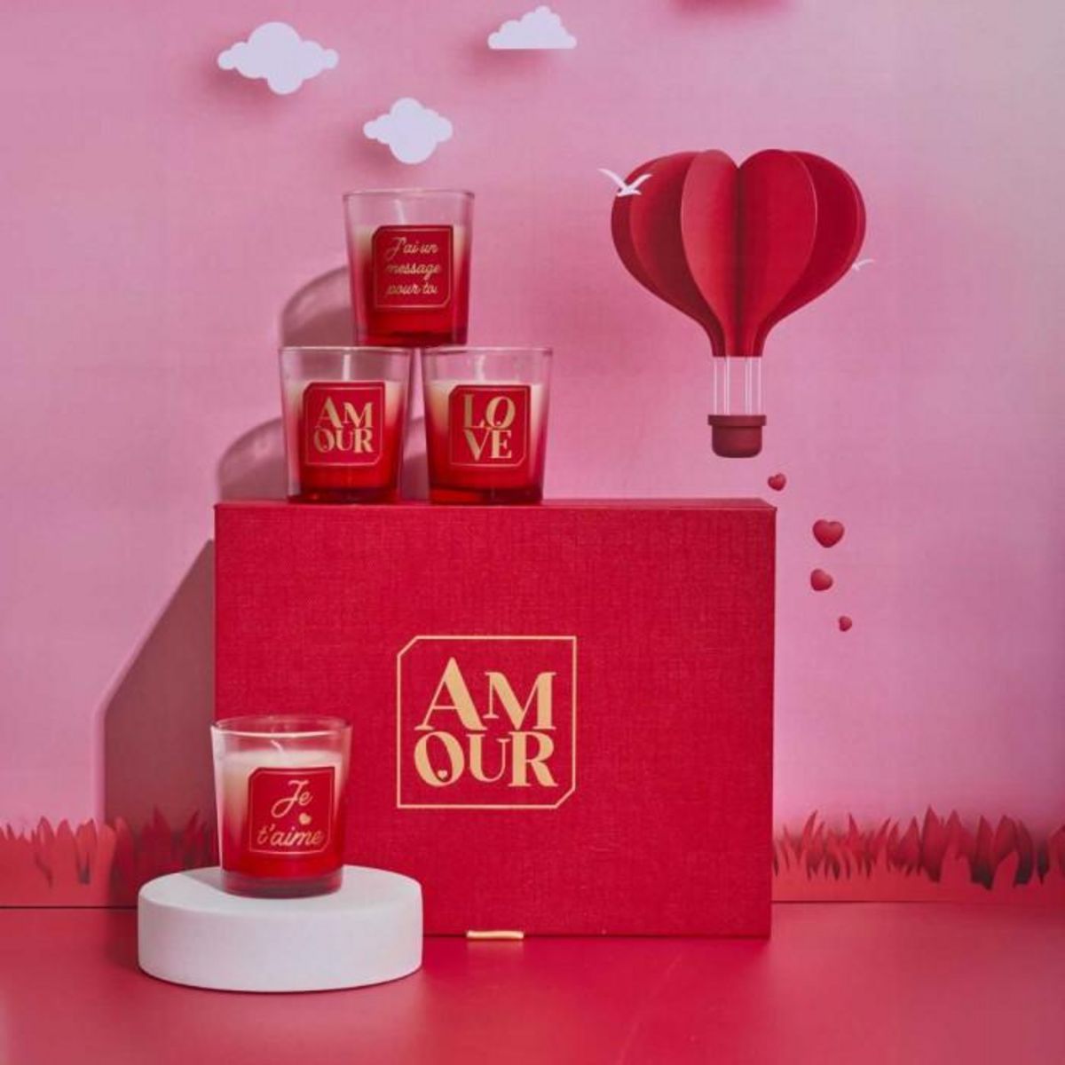 Paris Prix Coffret 6 Bougies Parfumées  Amour  30g Rouge