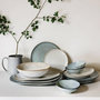 Voir la diapositive 3 : SECRET DE GOURMET Saladier Design  Flower  24cm Gris