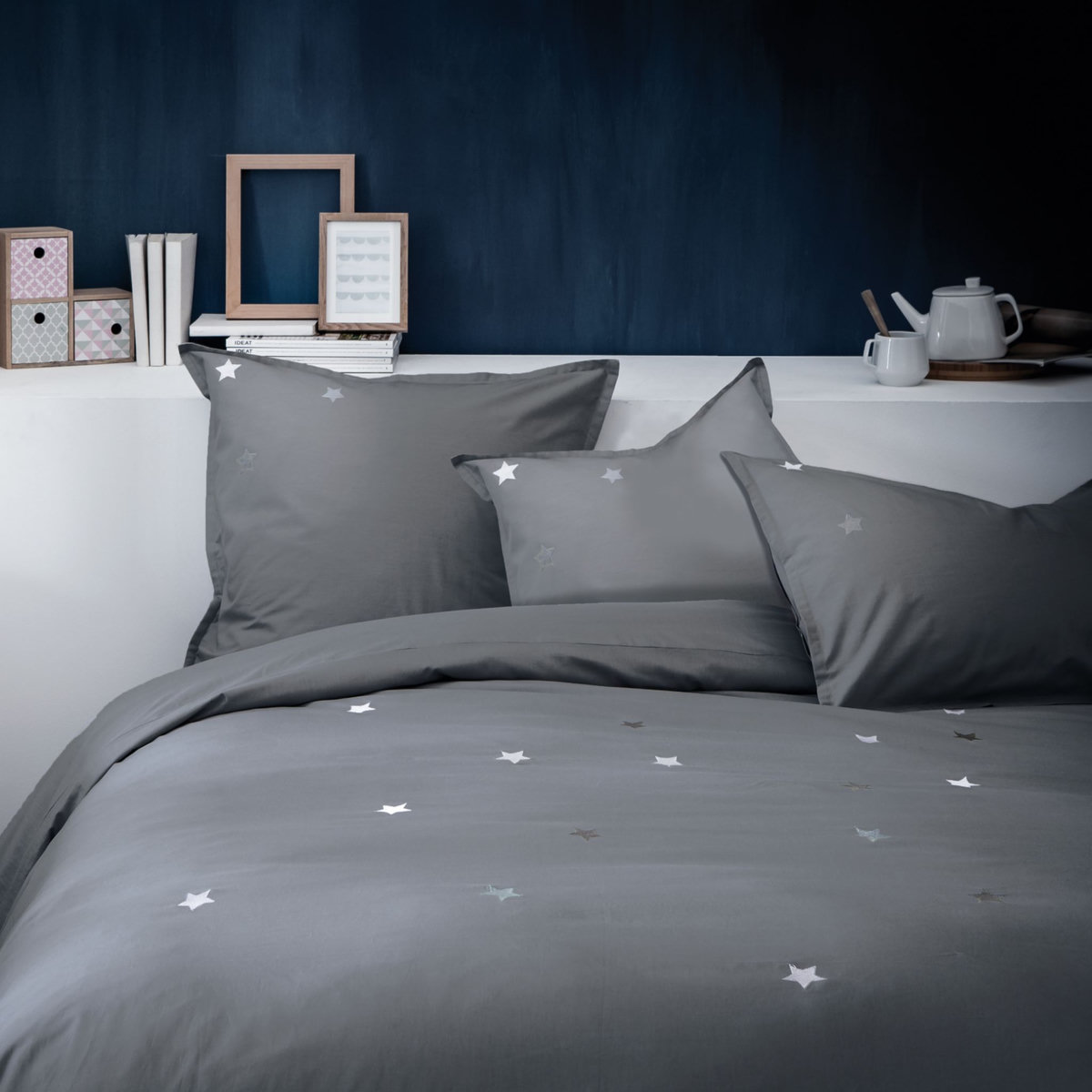 Housse de couette brodée étoiles en coton 57 fils DOUCE NUIT