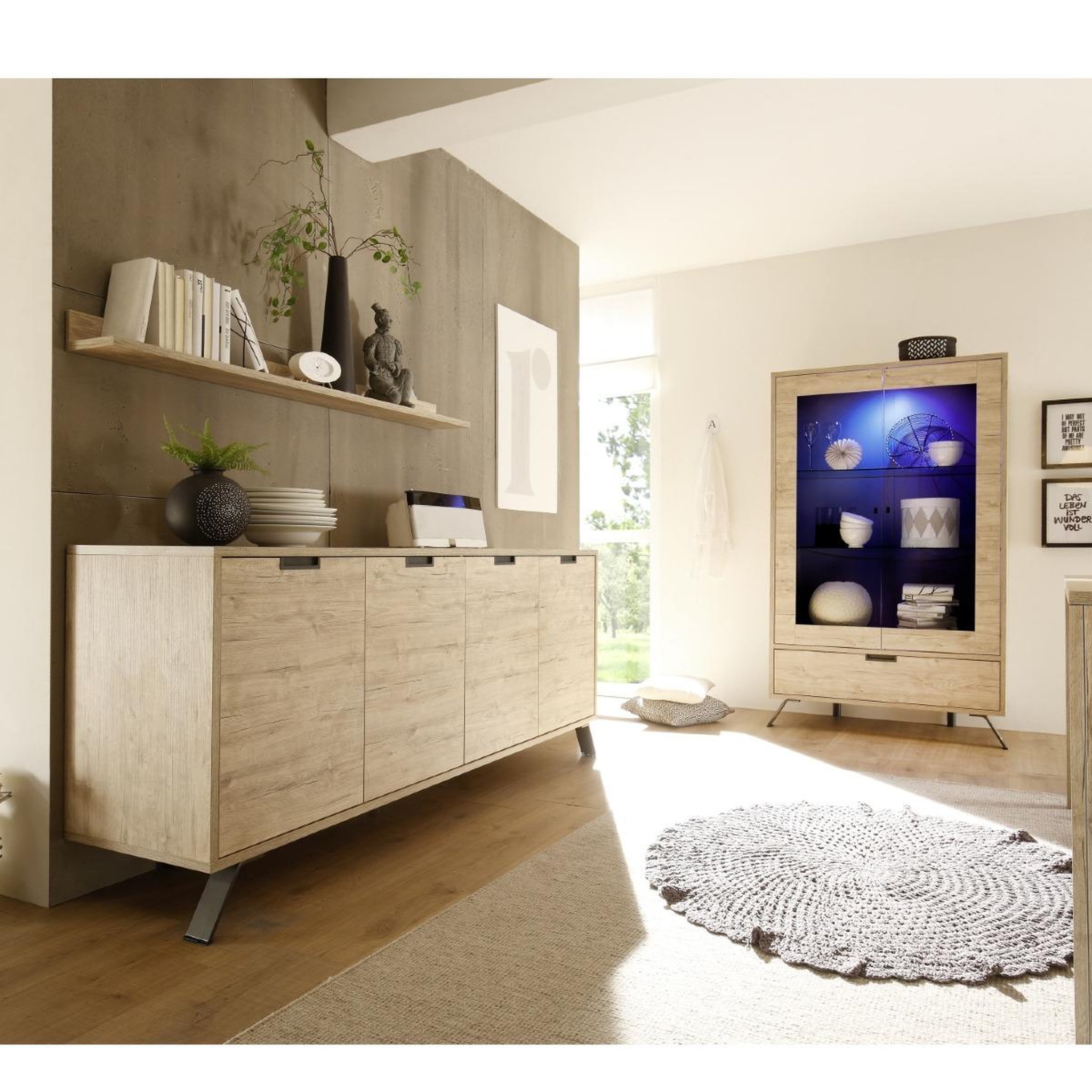 Voir la diapositive 3 : JLC KREATION Vitrine moderne en bois 2 portes vitrées DIANA