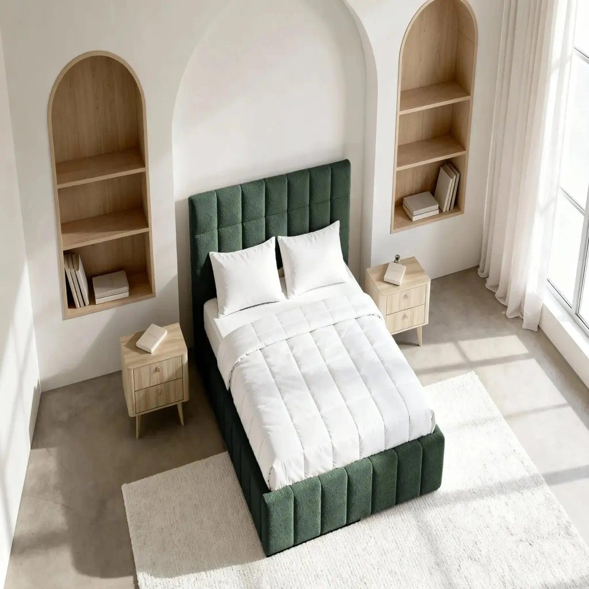 Voir la diapositive 5 : CASANOVA PARIS Florence - lit coffre tissu chenille