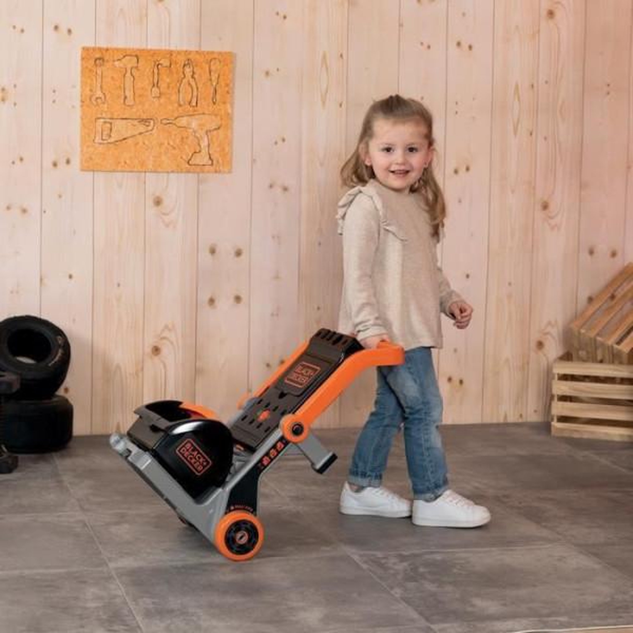 Voir la diapositive 3 : SMOBY Smoby - black+decker - diable + boite 3 en 1 - 19 accessoires - fabriqué en france