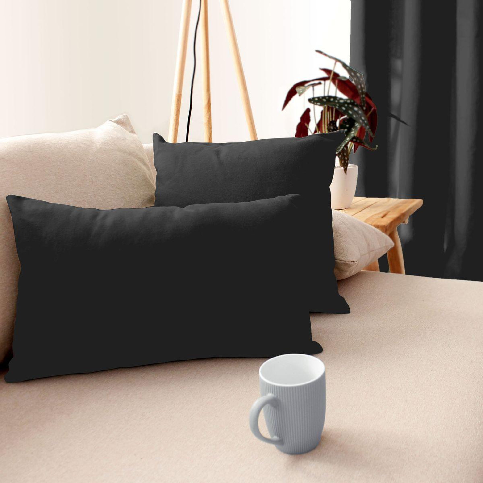 Voir la diapositive 2 : ENJOY HOME Coussin déco uni  panama  30x50cm anthracite