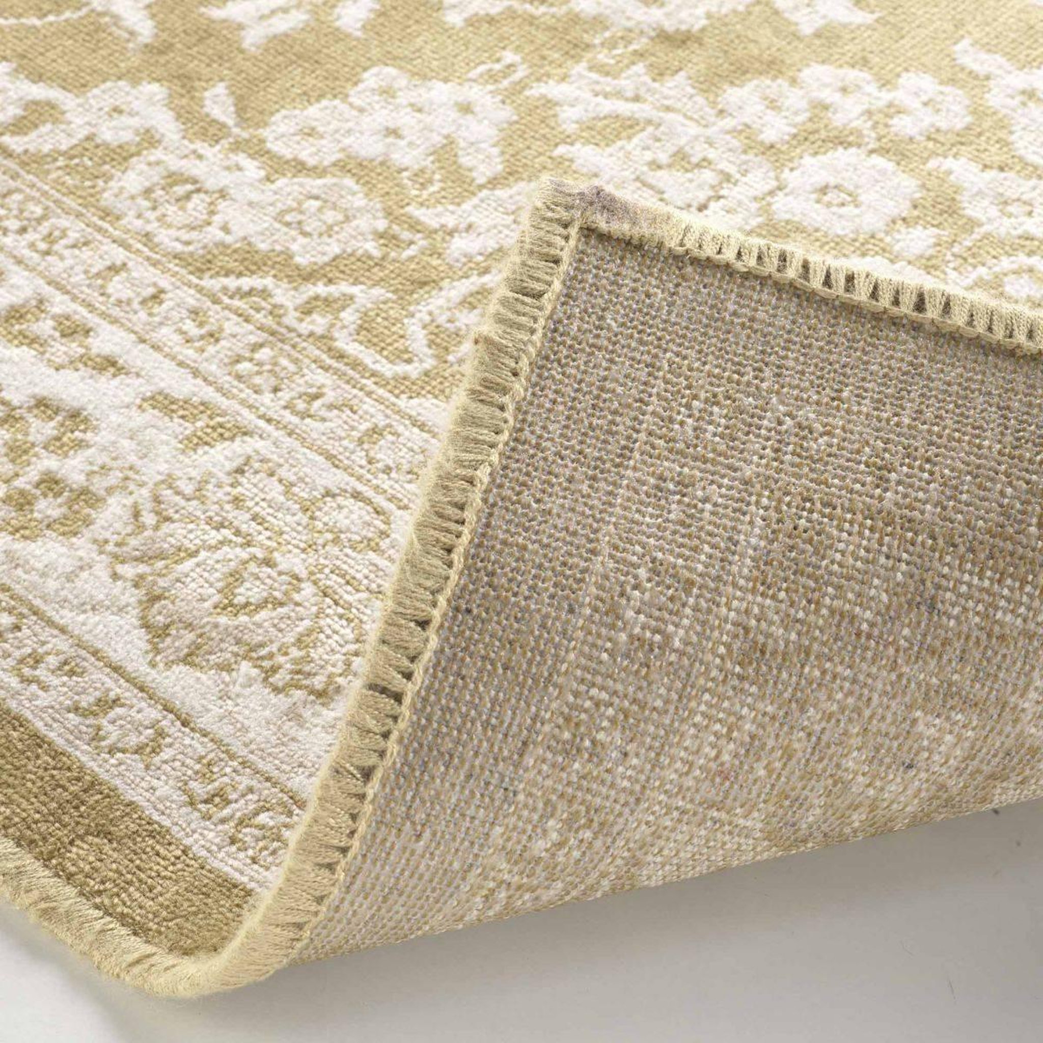 Voir la diapositive 2 : Douceur d'Intérieur Tapis déco  irina  68x110cm jaune