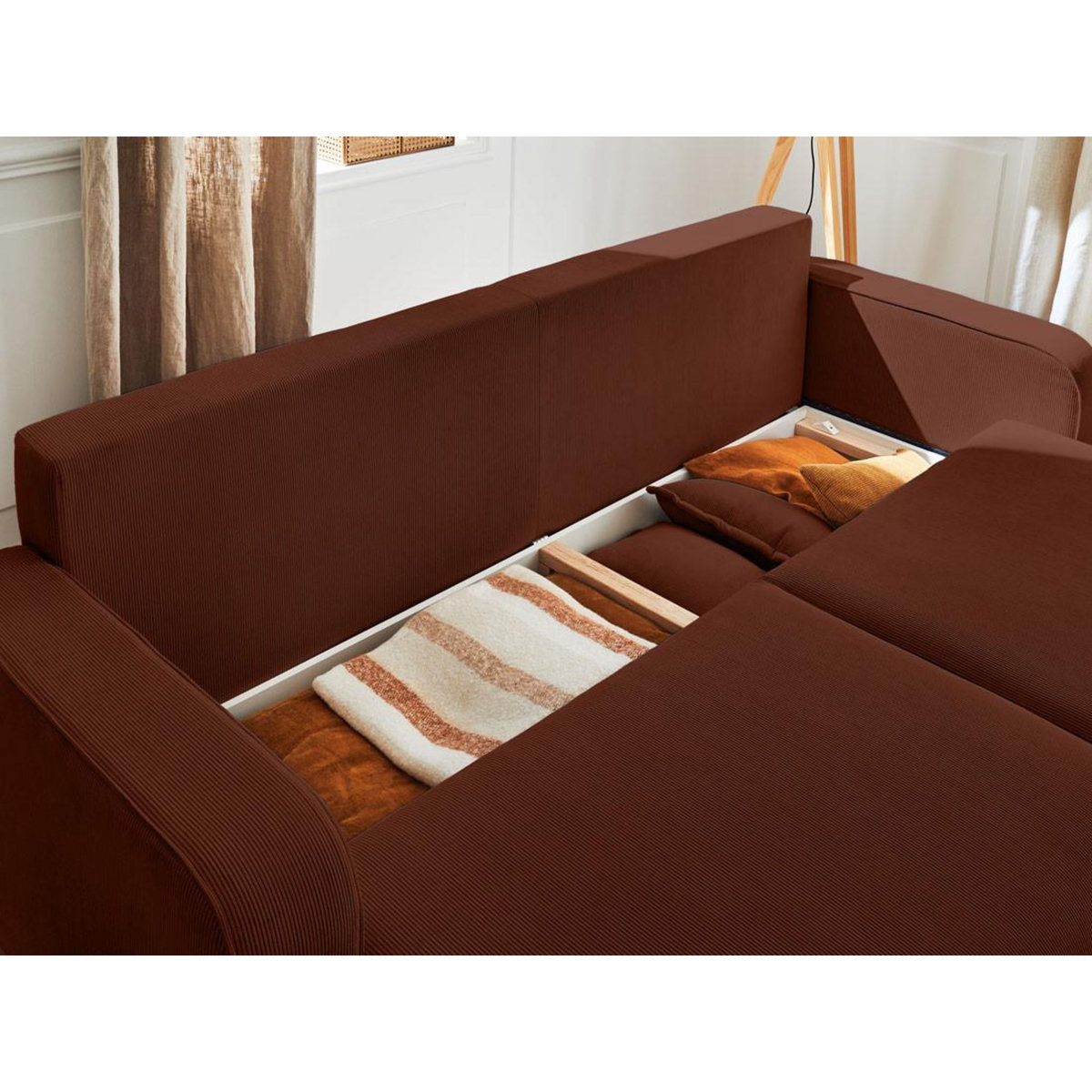 LISA DESIGN Albane - canapé 3 places - convertible avec coffre - en velours côtelé