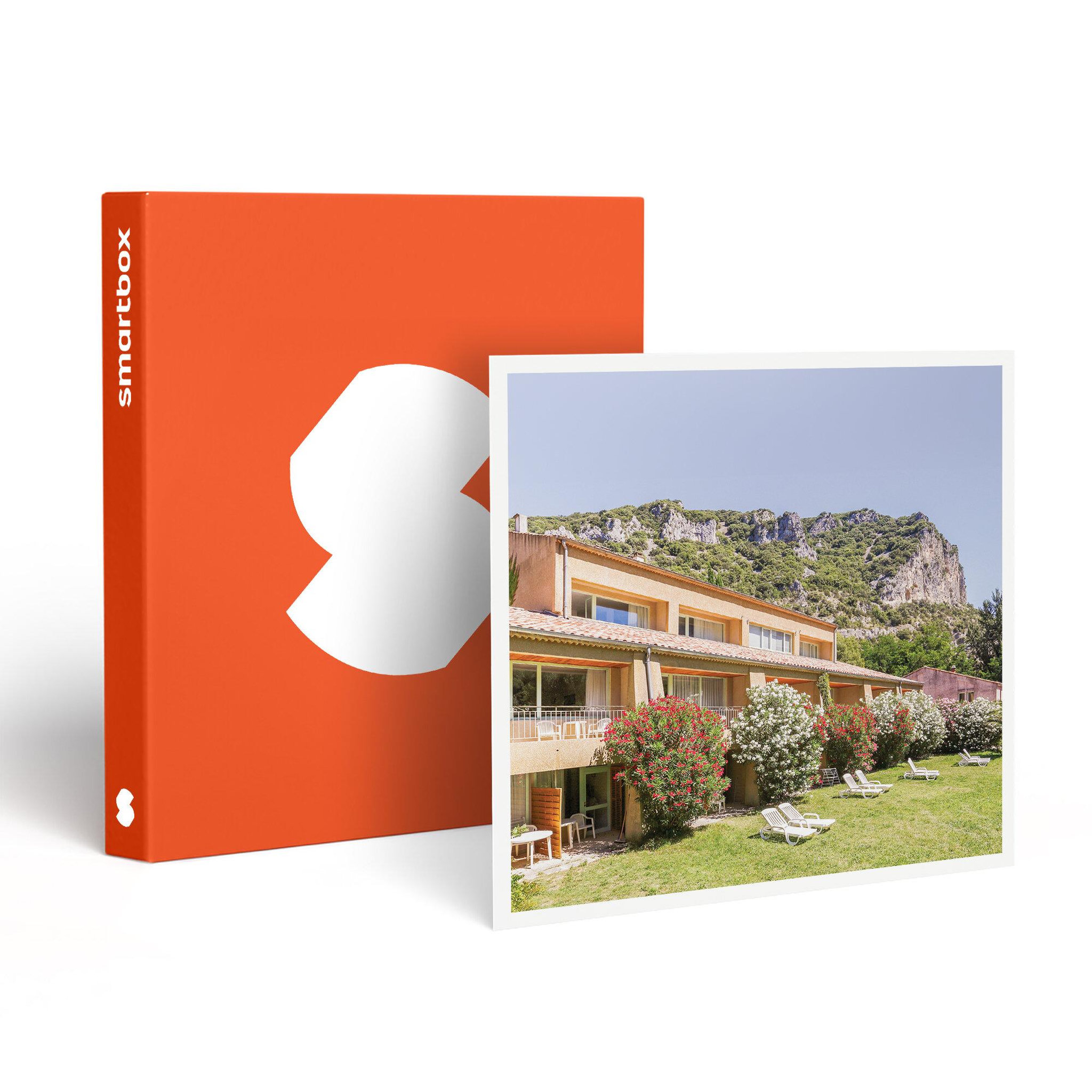 Voir la diapositive 1 : Smartbox Séjour d'une nuit sans petit-déjeuner avec Vacancéole - Coffret Cadeau Séjour