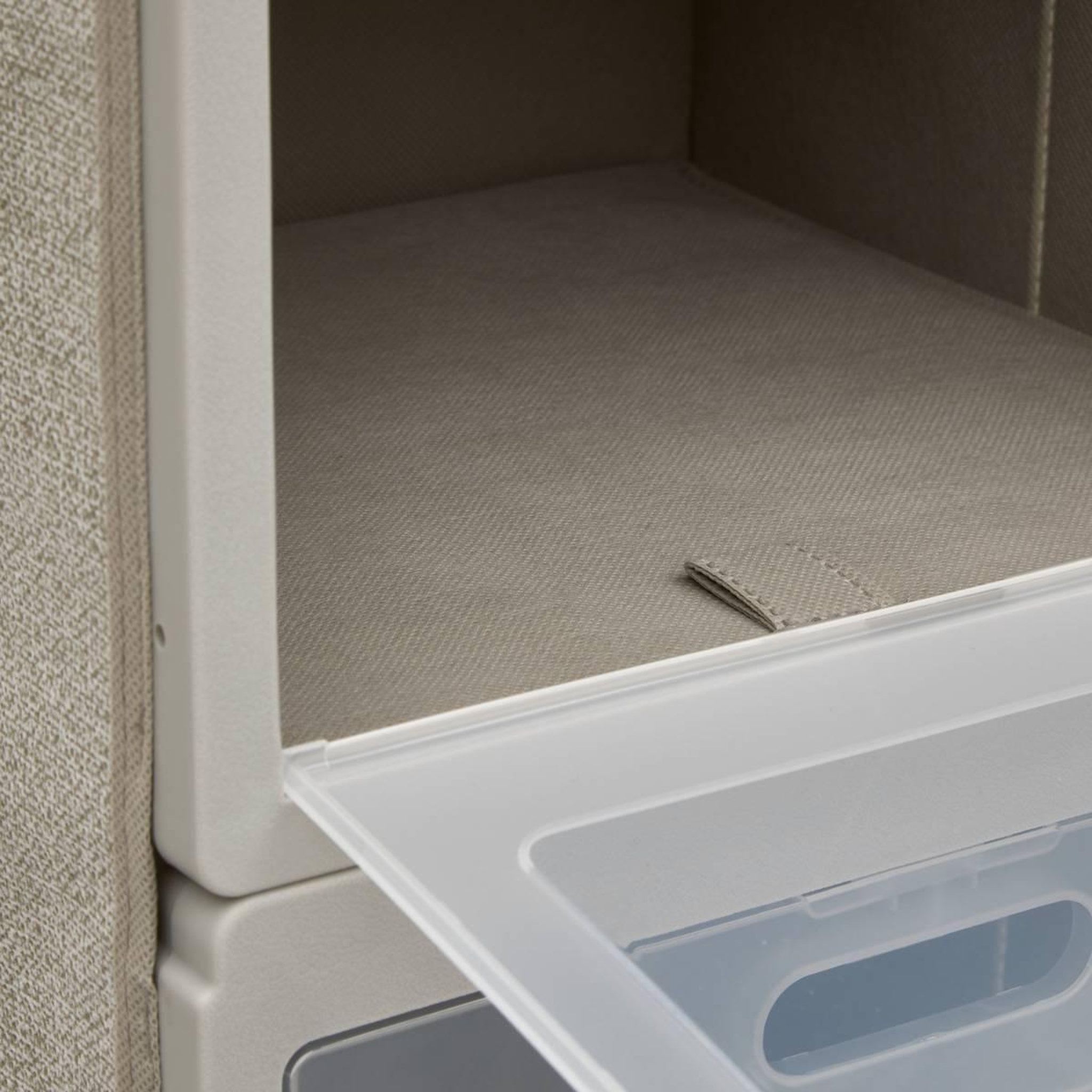 Voir la diapositive 6 : FIVE Cube de rangement 3 cases  cube'n door  91cm beige