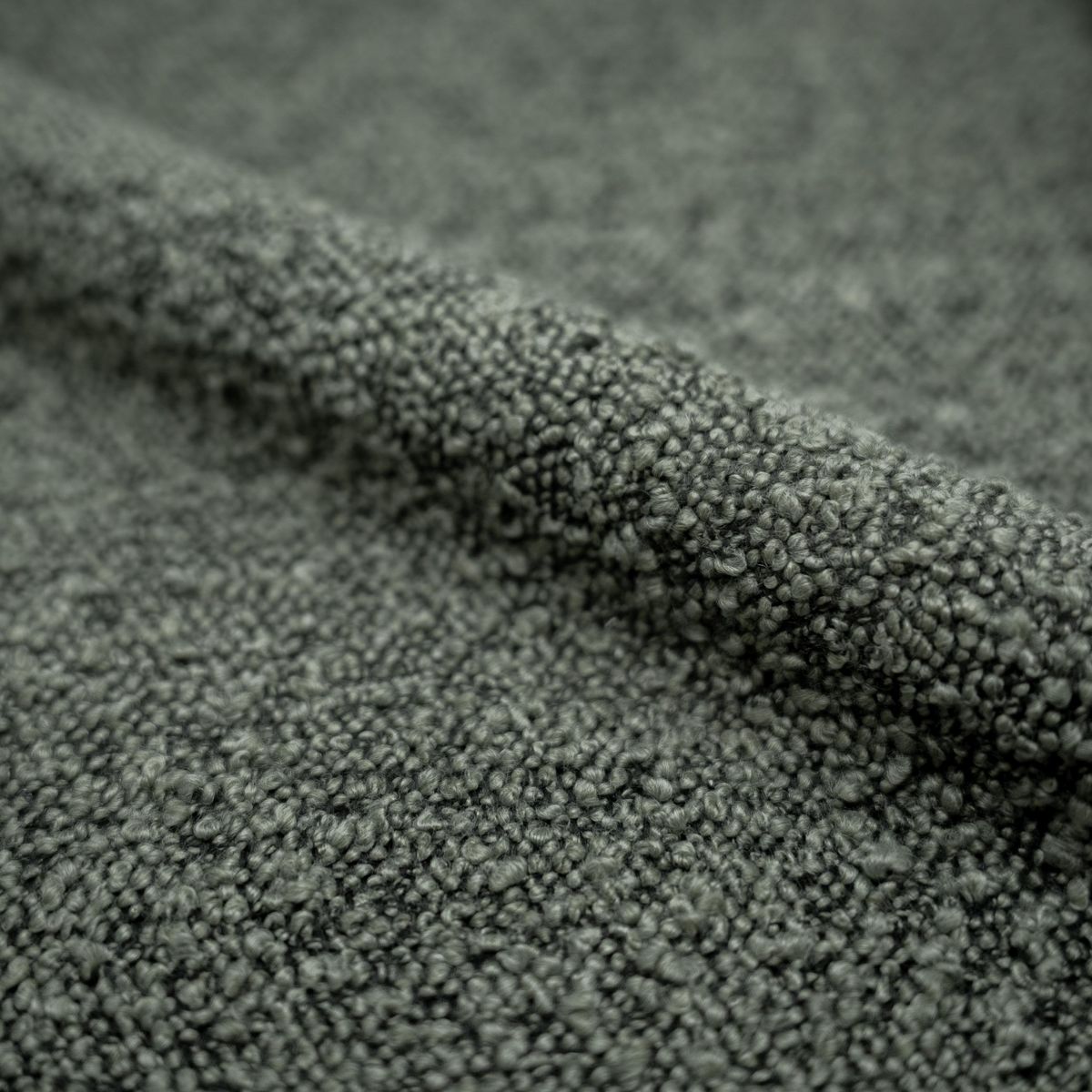 Rendez vous déco Lot de 2 chaises en tissu bouclé beige et pieds en métal noir - Iris