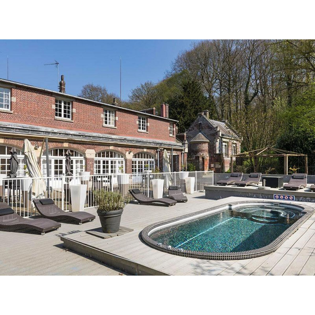 Smartbox 2 jours en domaine proche de la mer avec accès au spa près de Dieppe - Coffret Cadeau Séjour