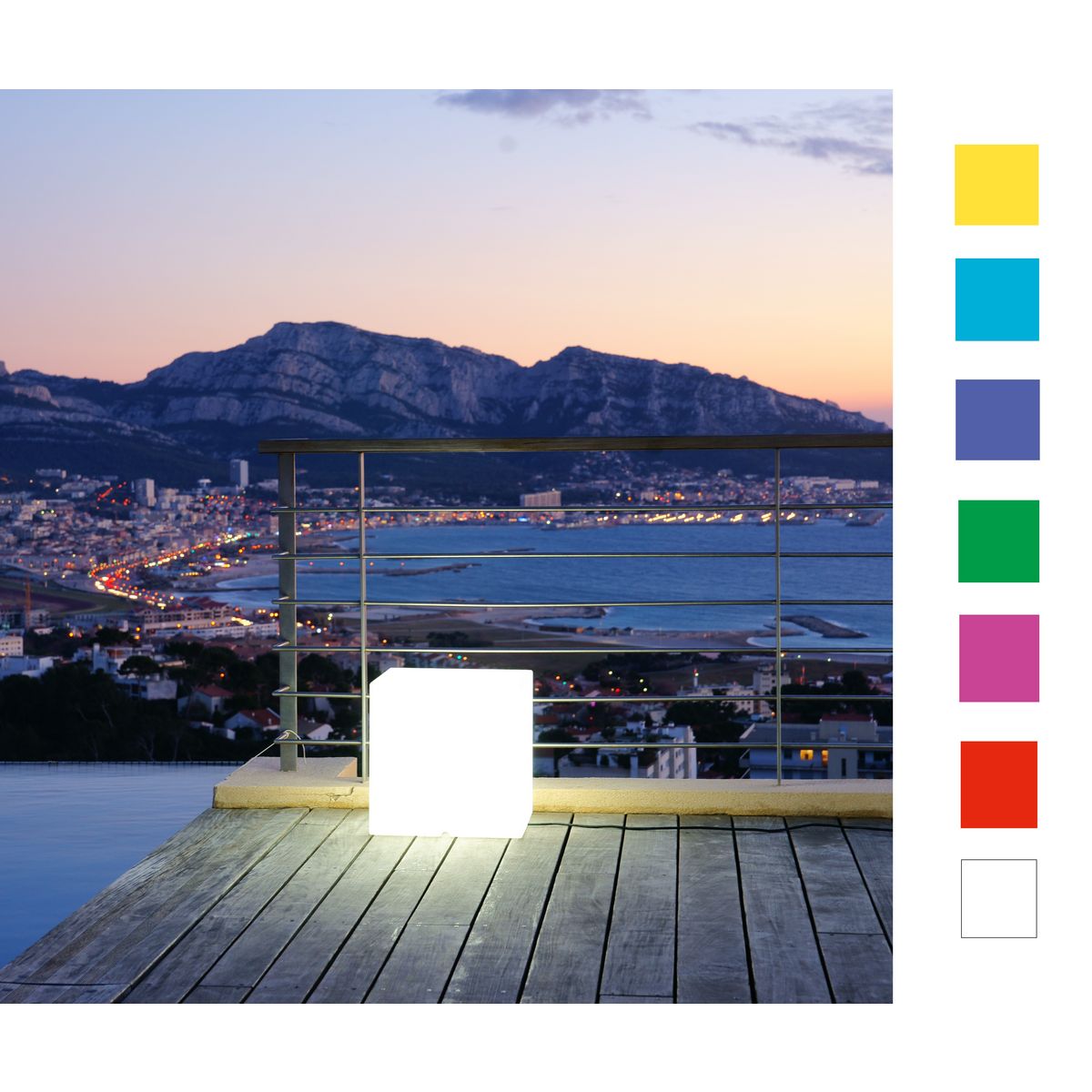 Cube lumineux multicolore